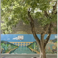 Terrain de basket dans la cour d'école