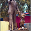 Walt-Disney-studios-Statue-Walt-Disney-et-Mickey