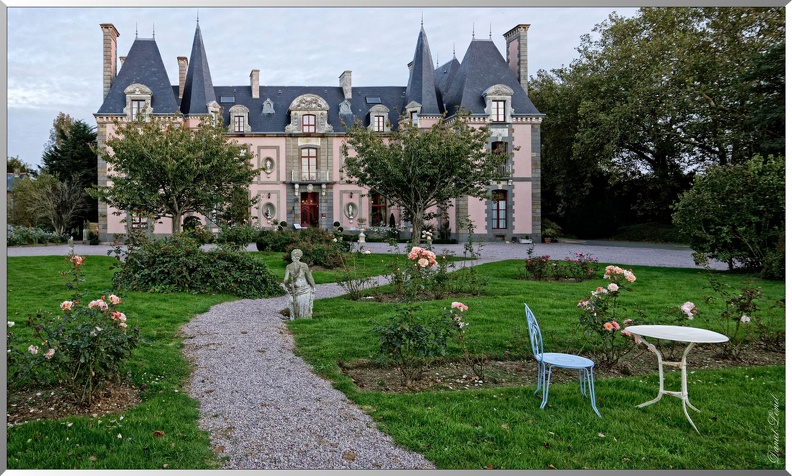 Chateau-du-colombier-1.jpg