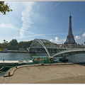 La passerelle Debilly et la Tour Eiffel