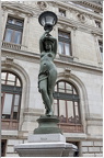 Opéra Garnier Statue