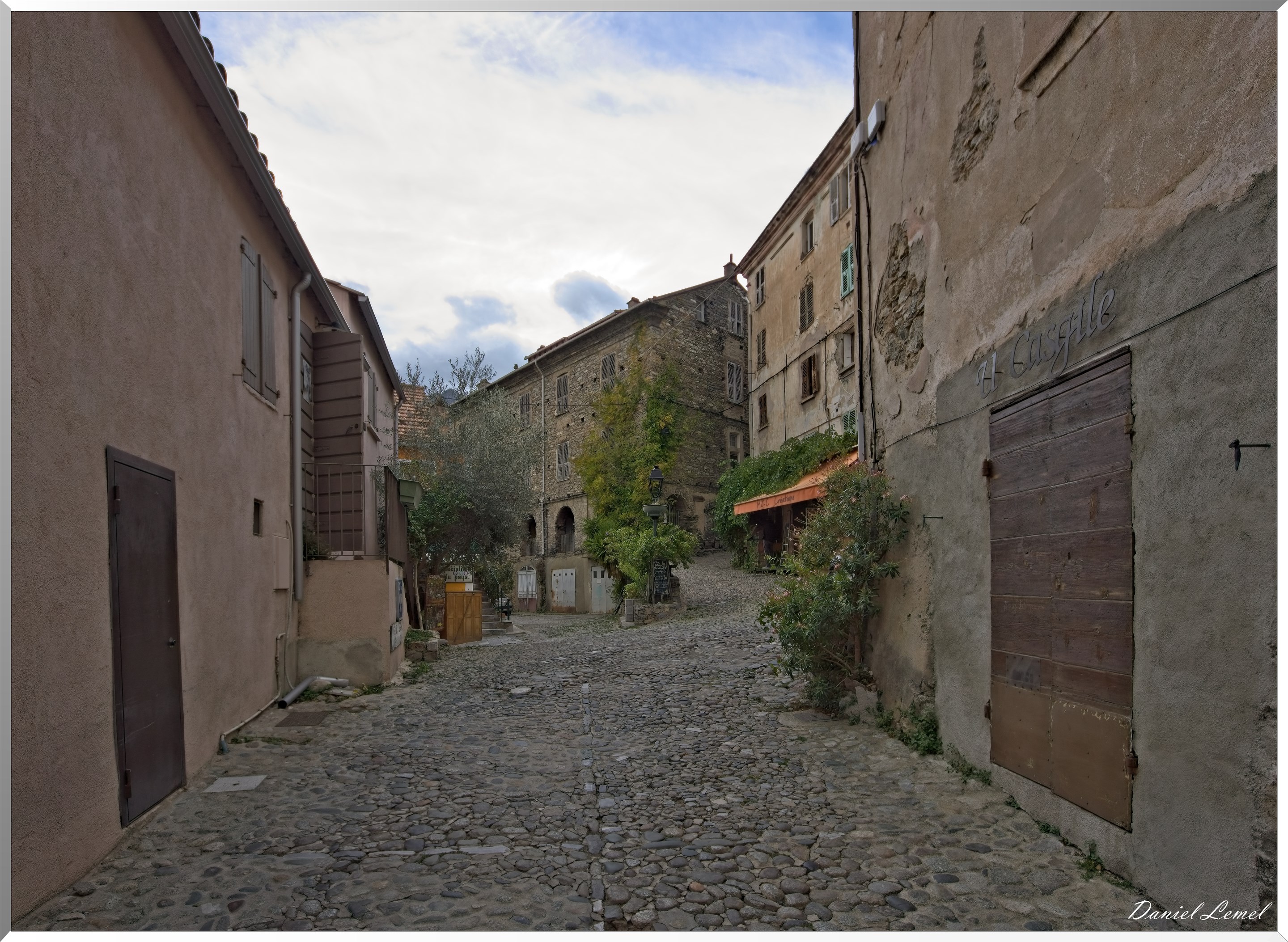 Ruelles