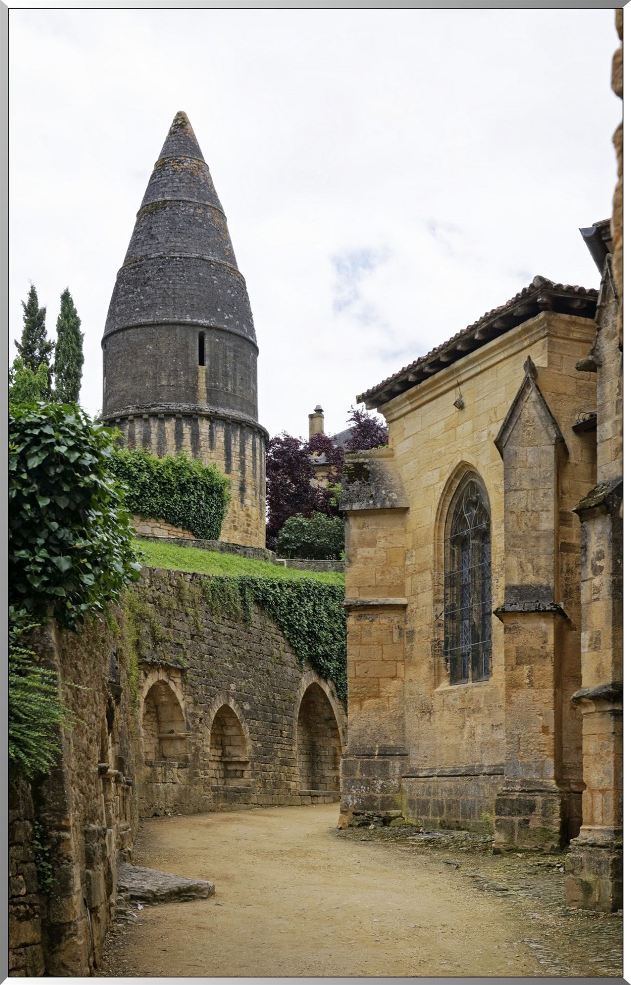 Cathédrale Saint-Sacerdos