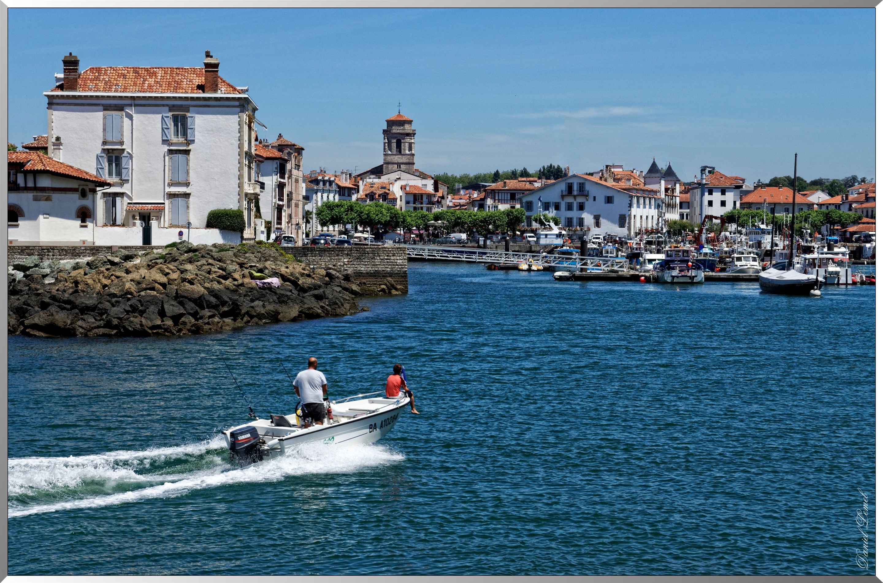 Arrivée sur le port
