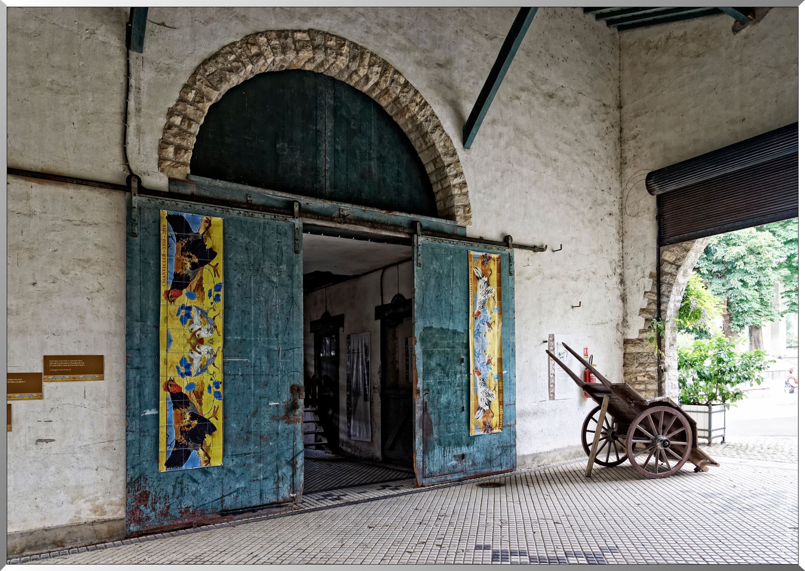 Entrée des écuries