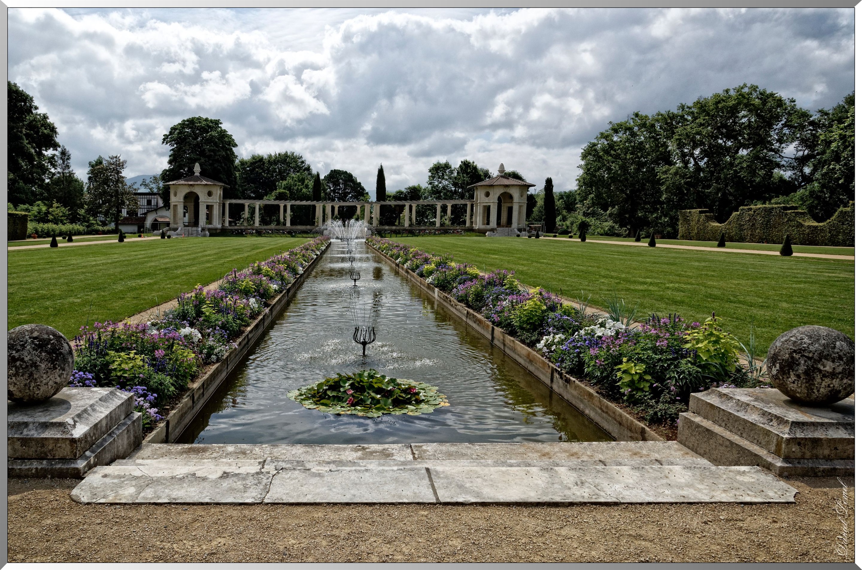 Parterre de la colonnade