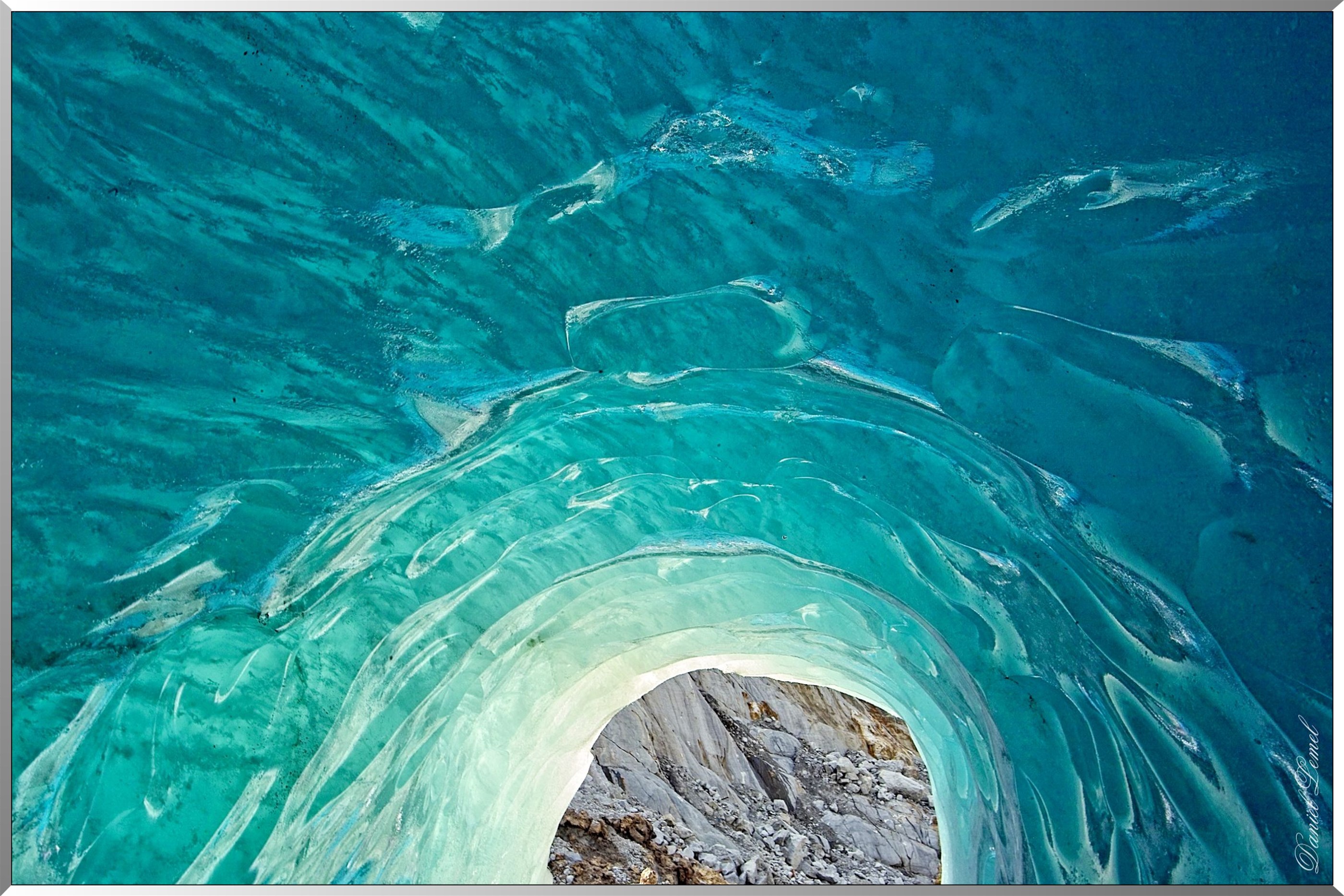 Entrée de la grotte de glace