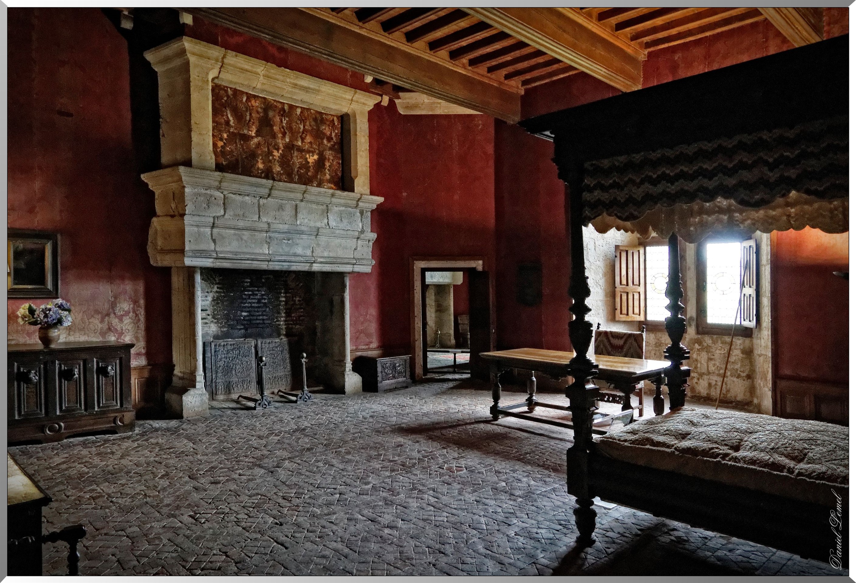 Chambre avec cheminée