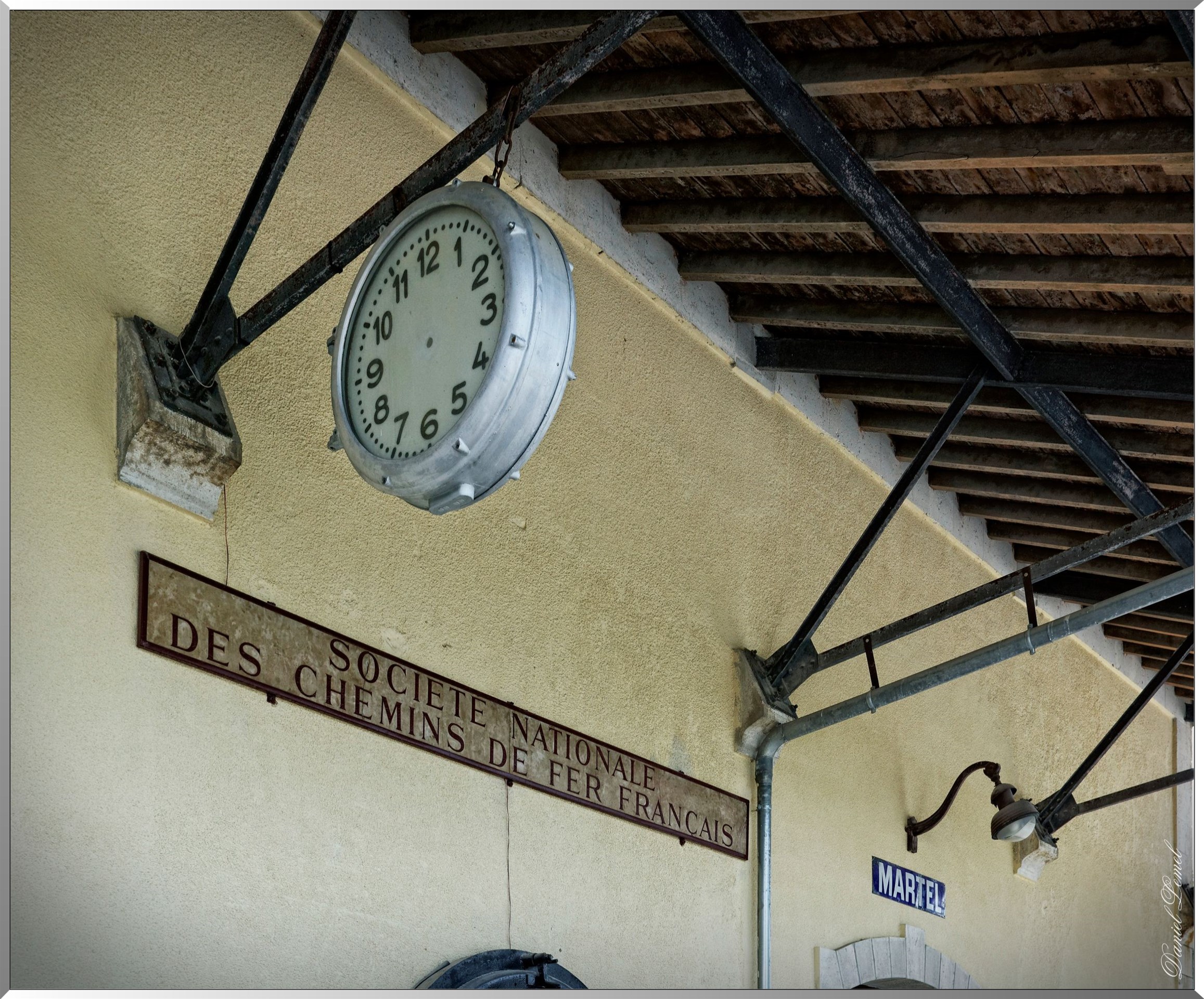 Gare de Martel- Le temps s'est arrêté