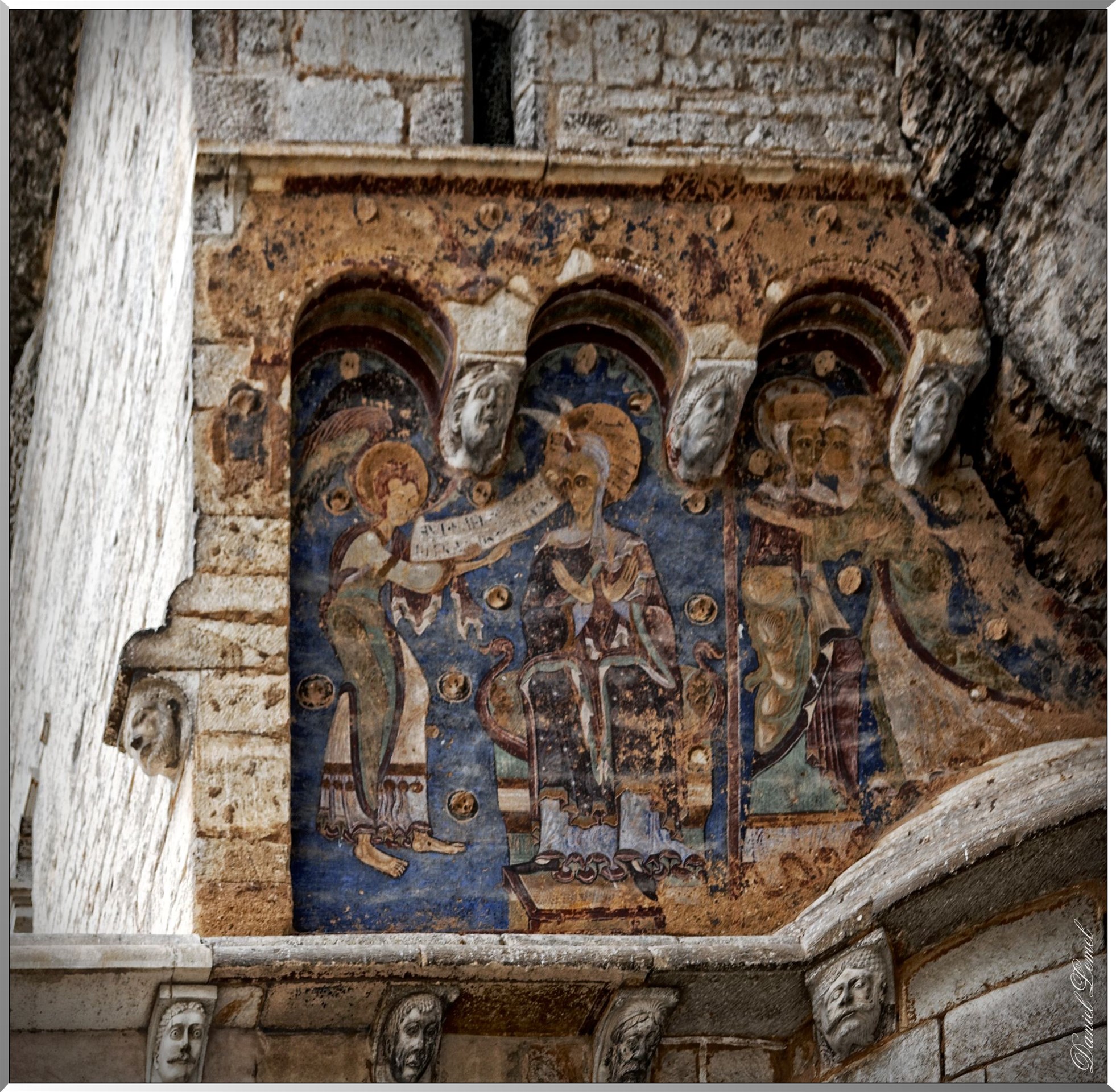 Cité religieuse - Fresques