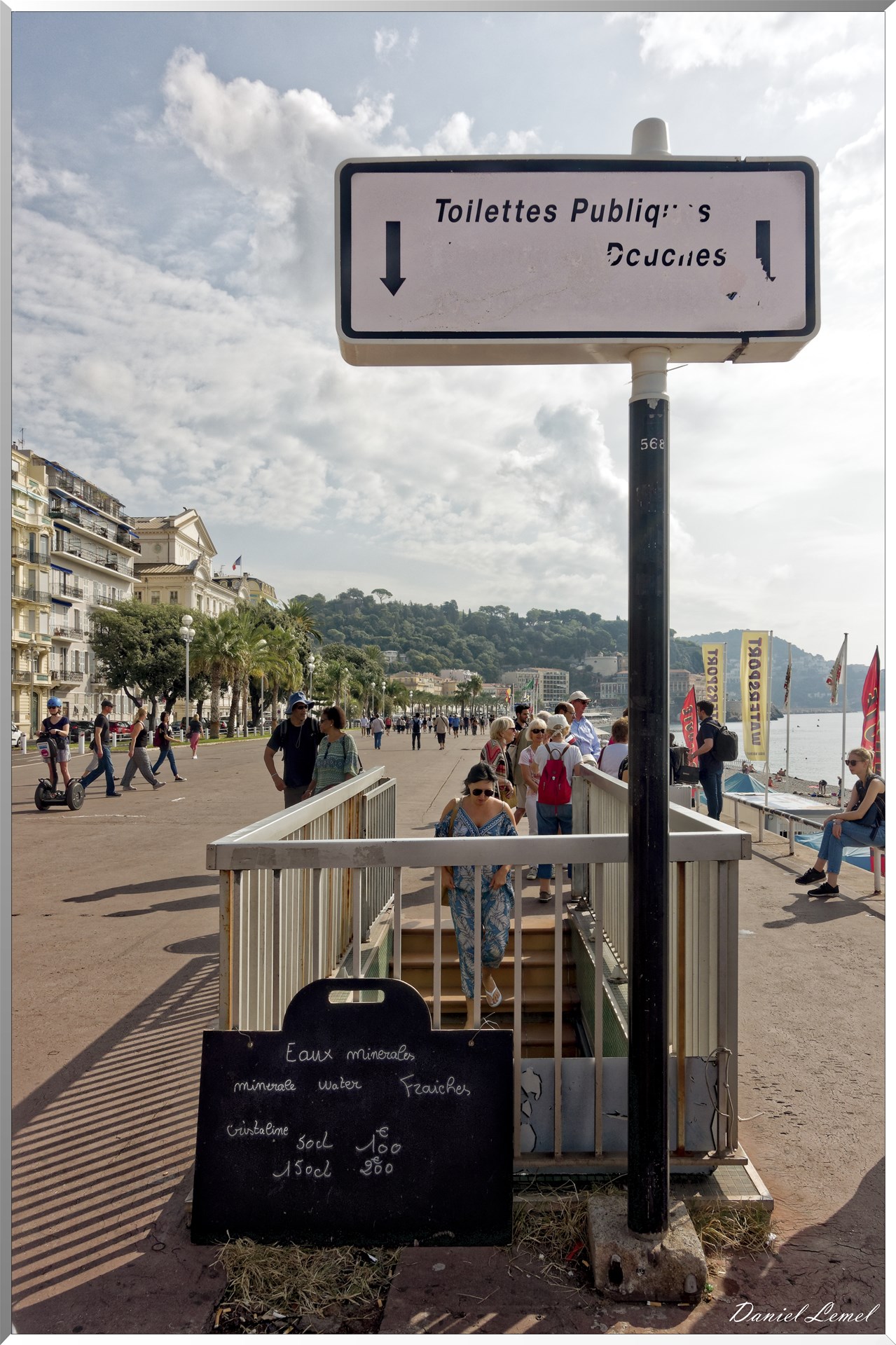 Promenade des Anglais - Toilettes publics