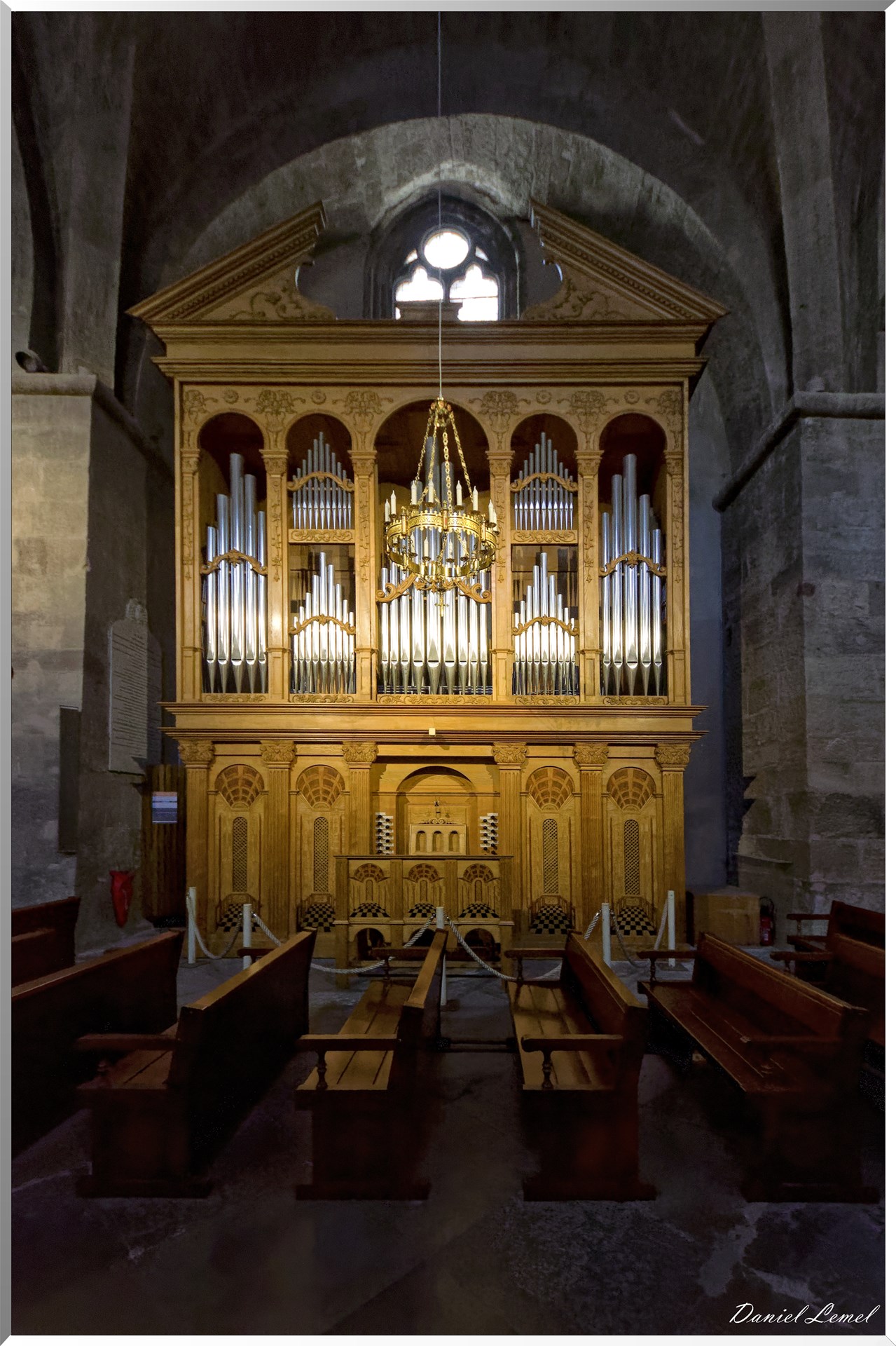 Orgue Quoirin de 1991 de la Cathédrale Saint-Léonce de Fréjus