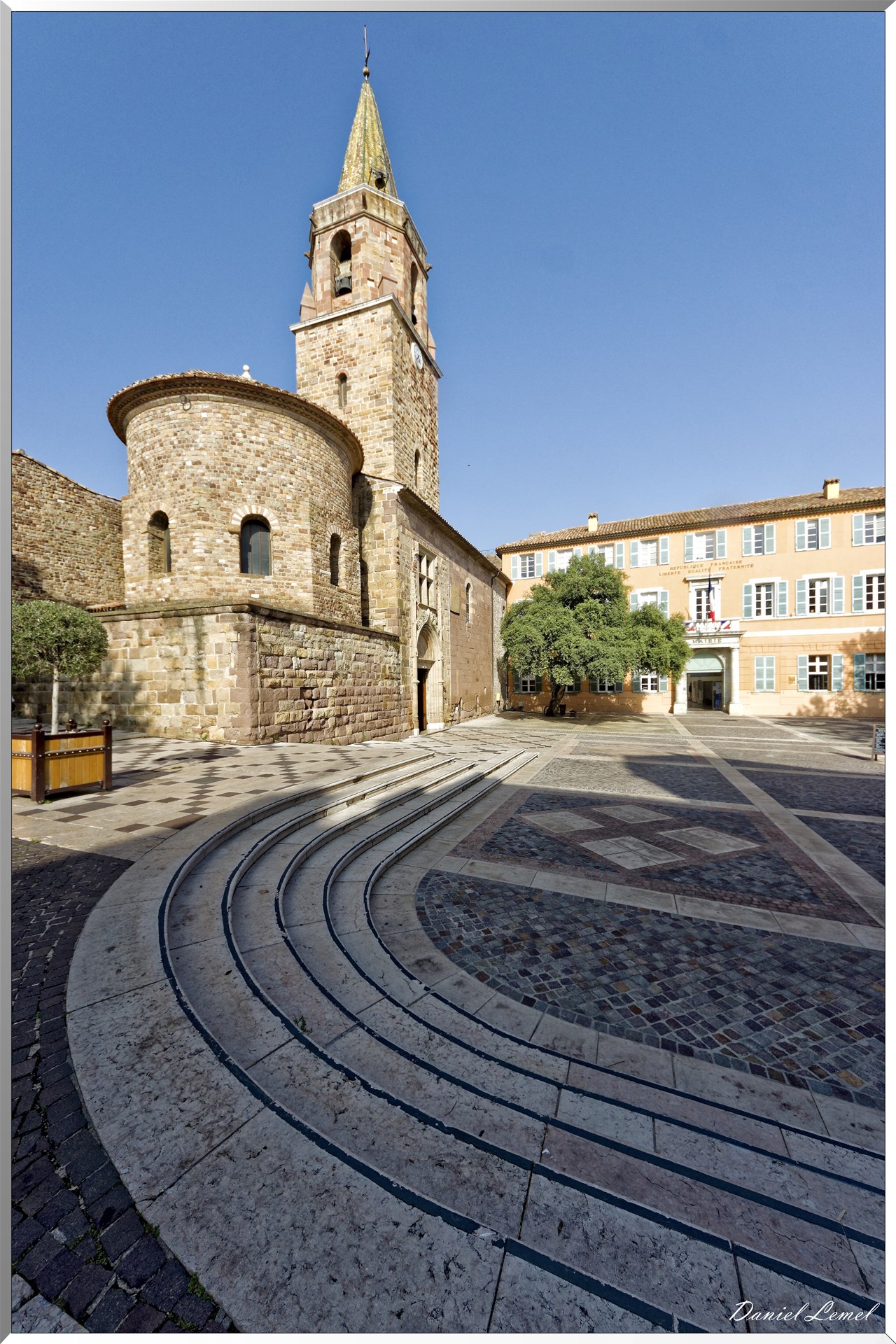 Cathédrale Saint-Léonce de Fréjus