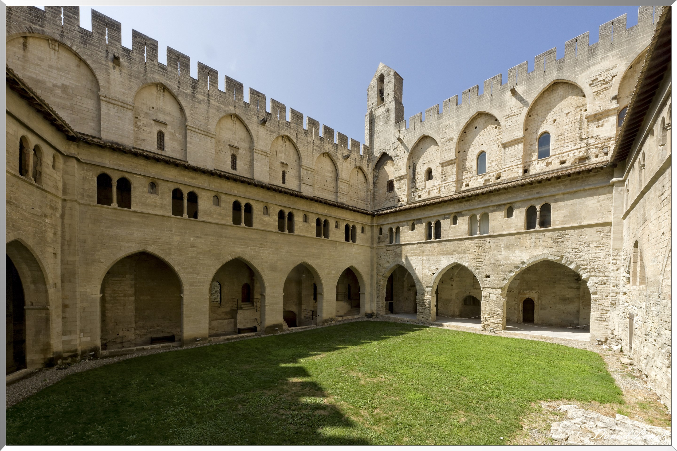Cour du cloître