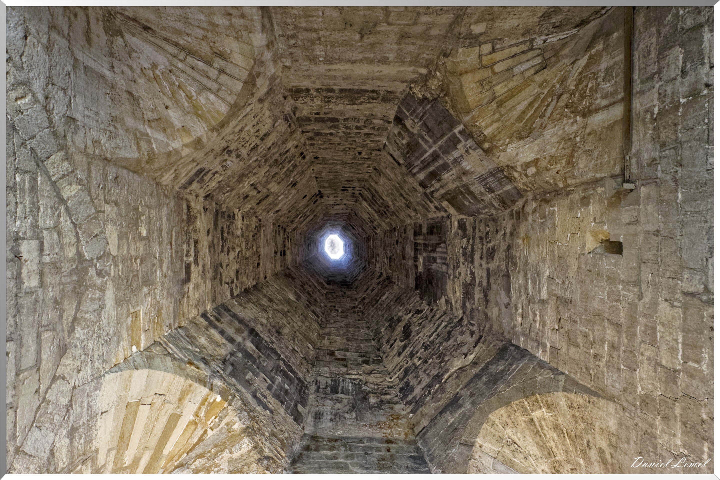 Cheminée de la grande cuisine