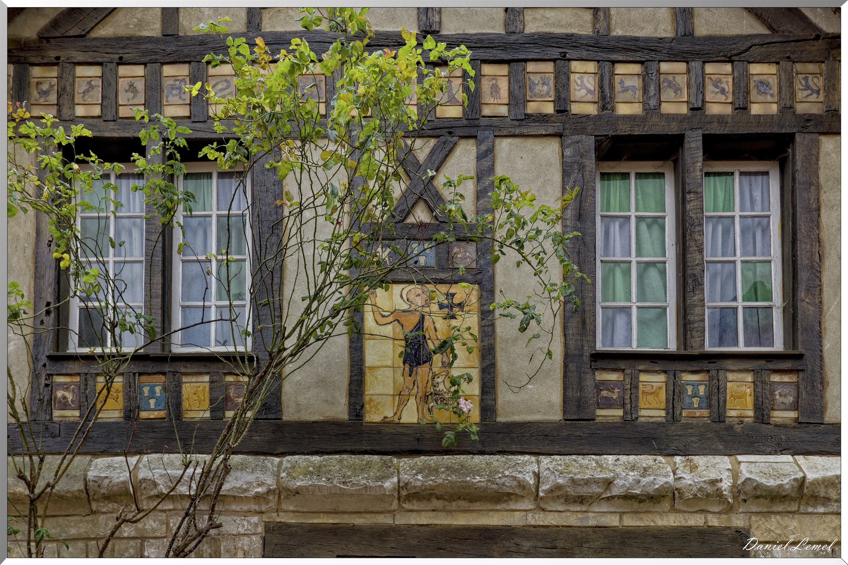 Façade de maison décorée