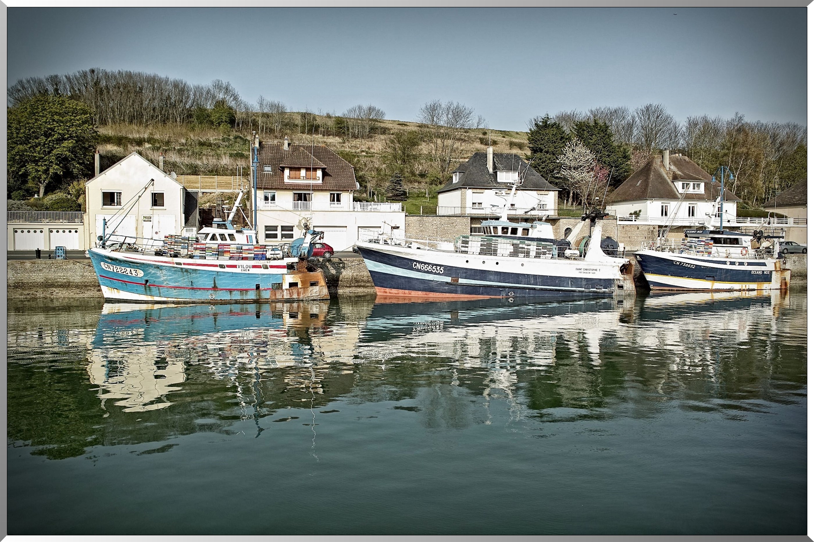 Bâteaux - Port en besssin