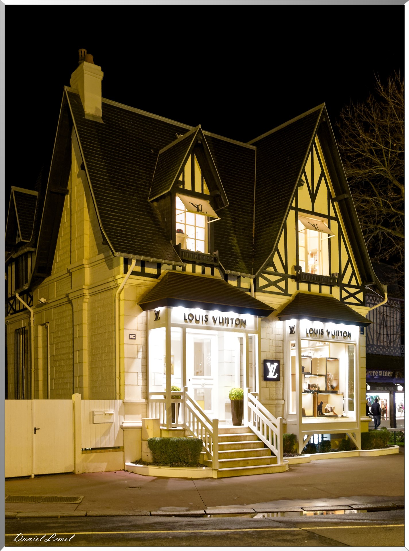Maison magasin Vuitton