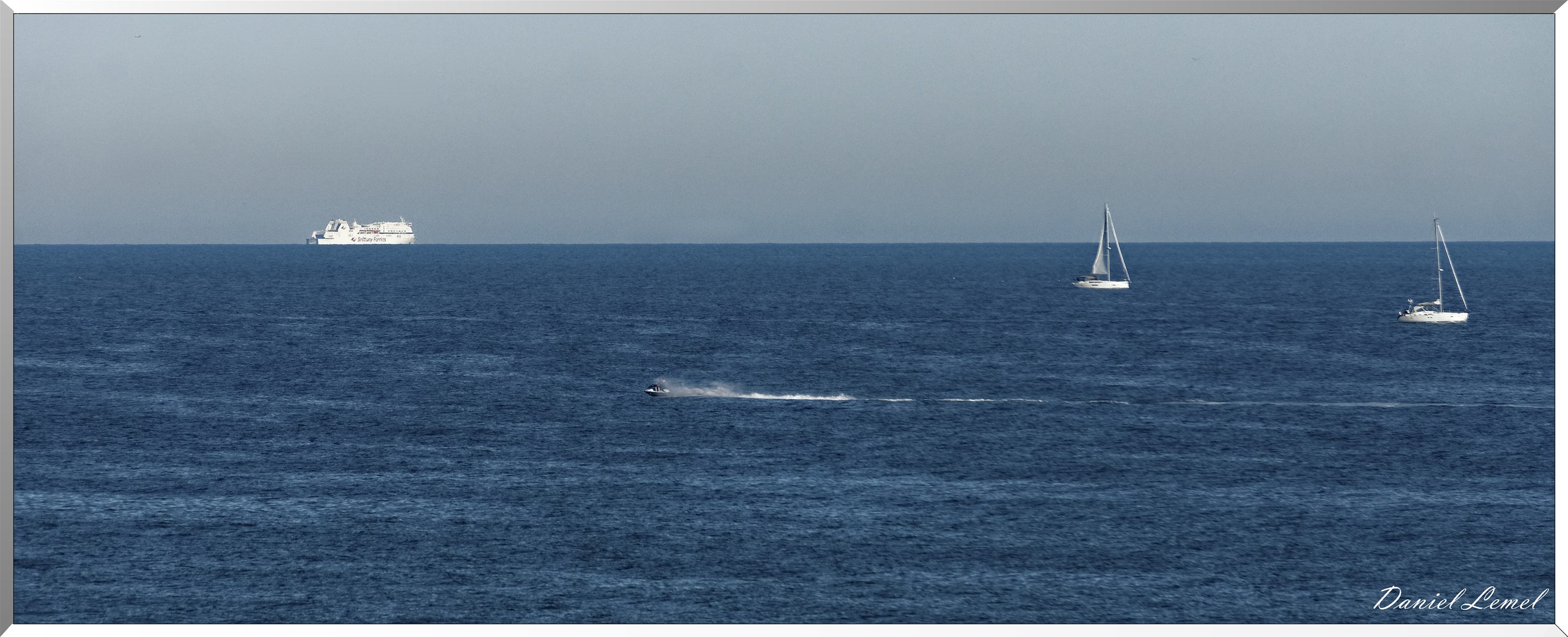 Petit et gros bateaux