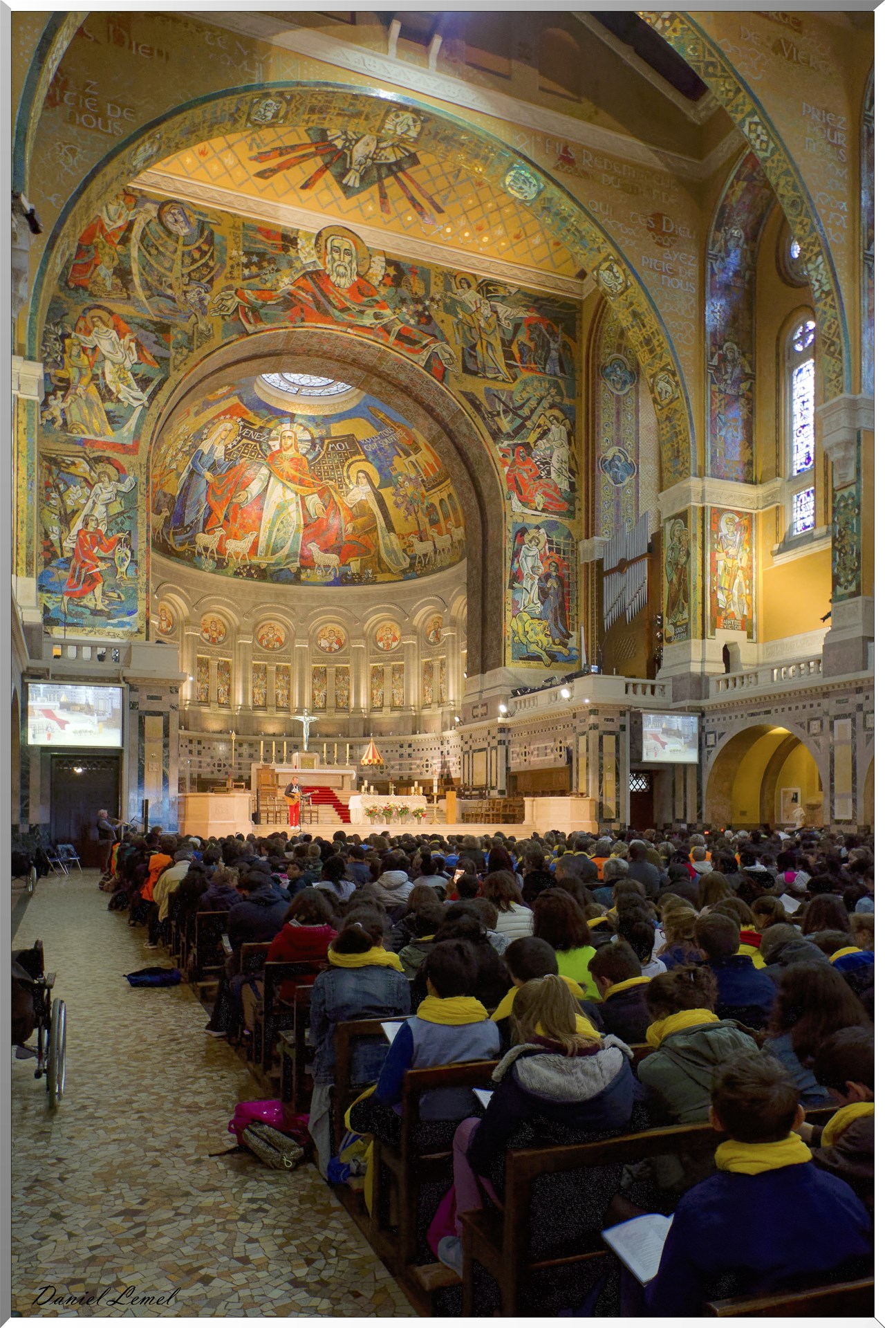 Intérieur de la basilique