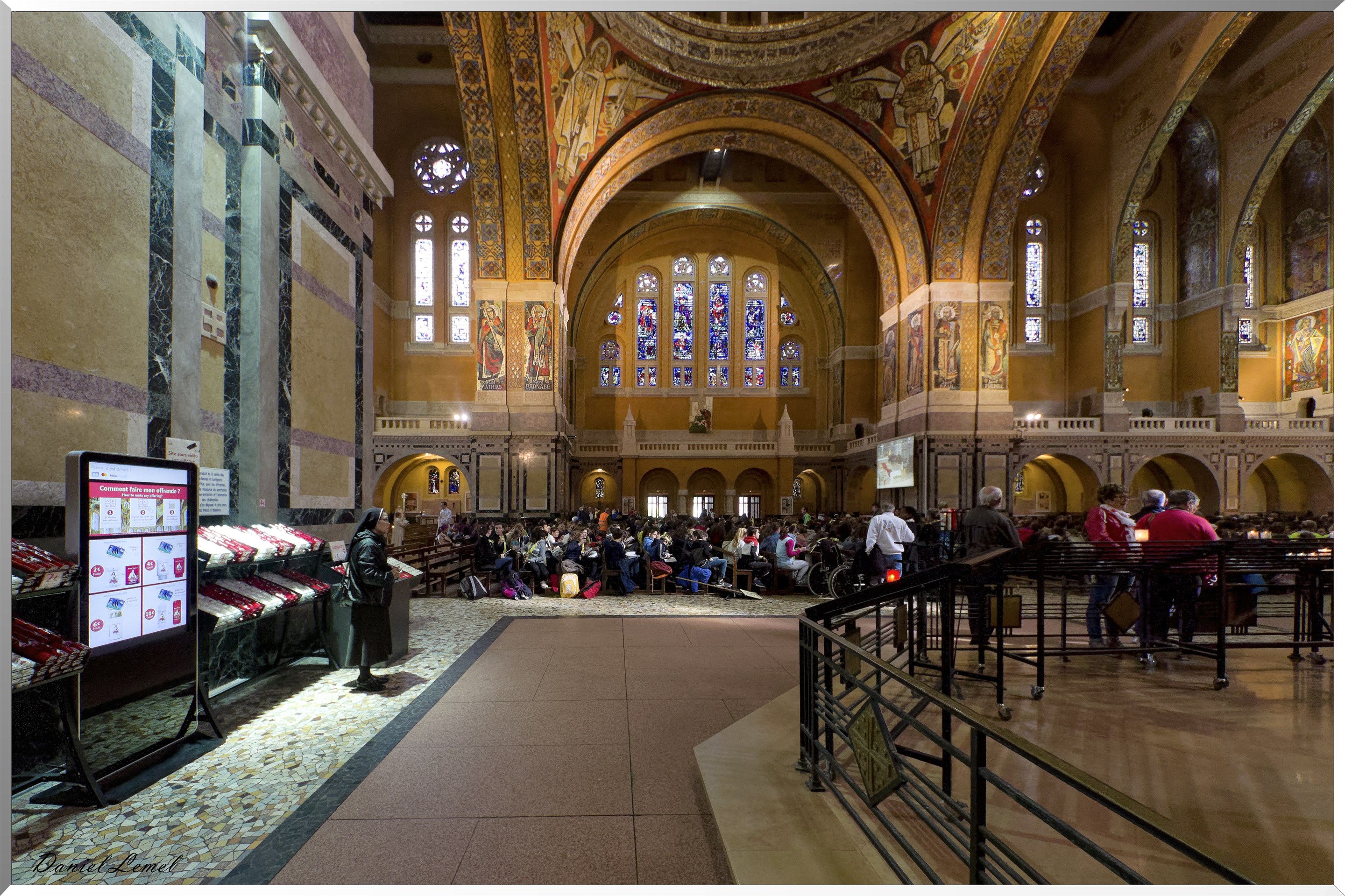 Intérieur de la basilique