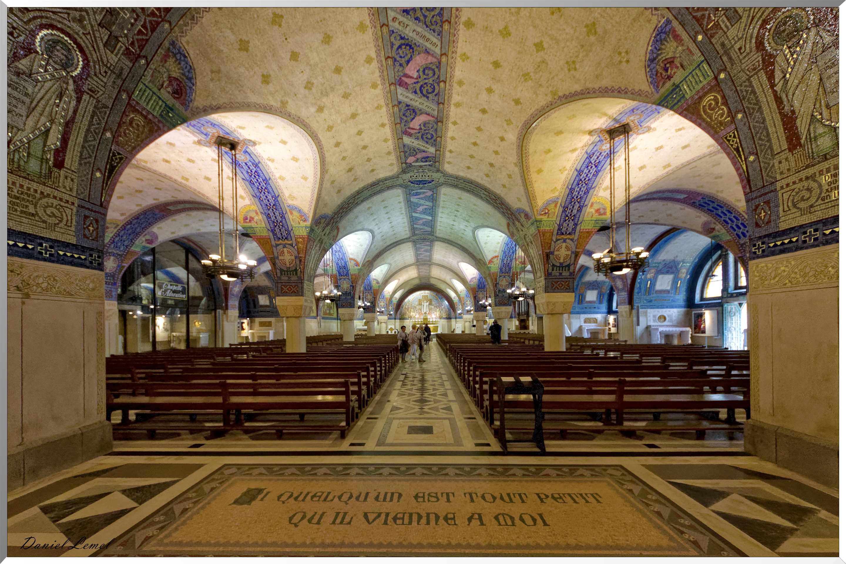 Intérieur de la crypte