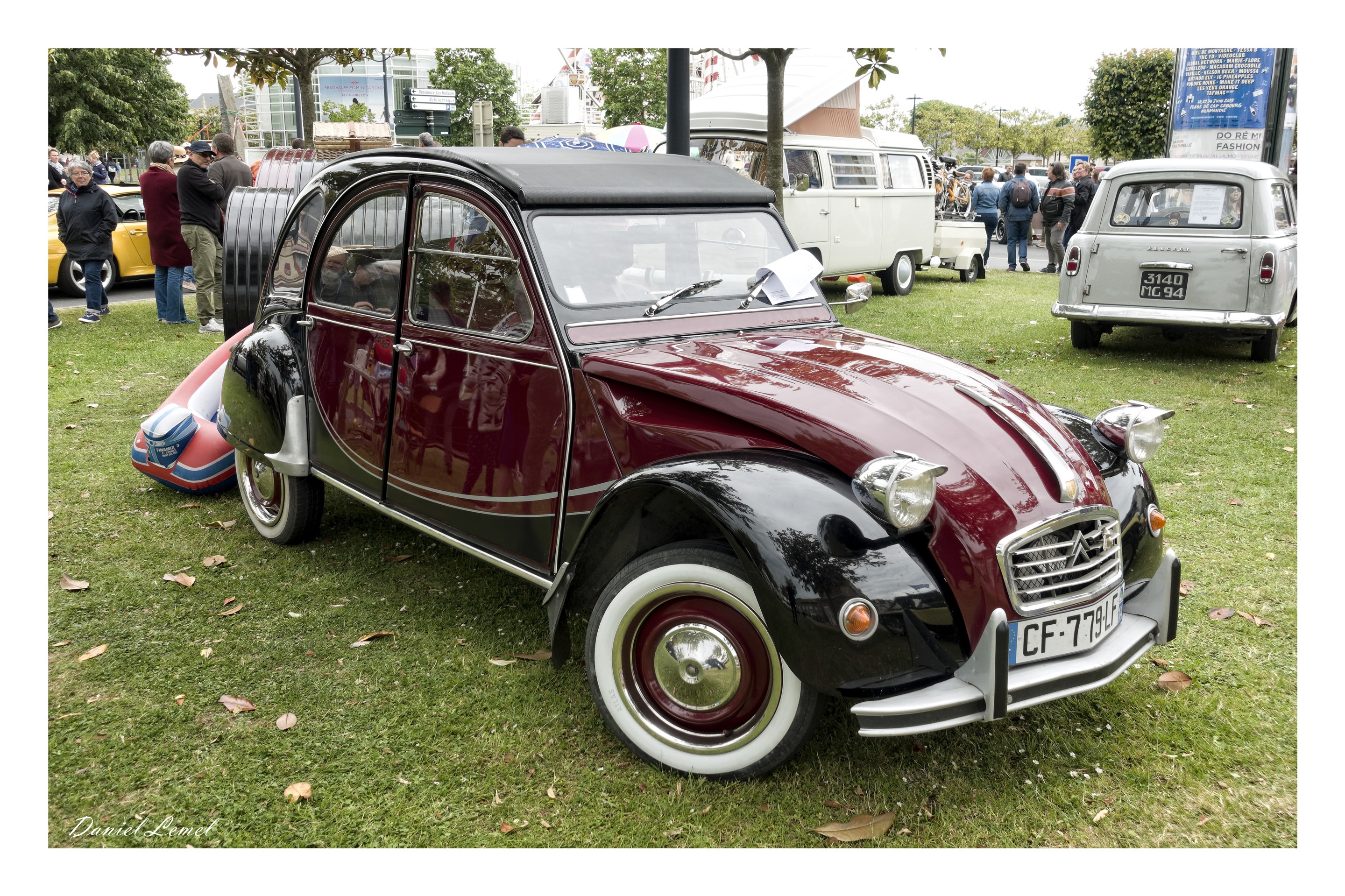 2 CV Charleston