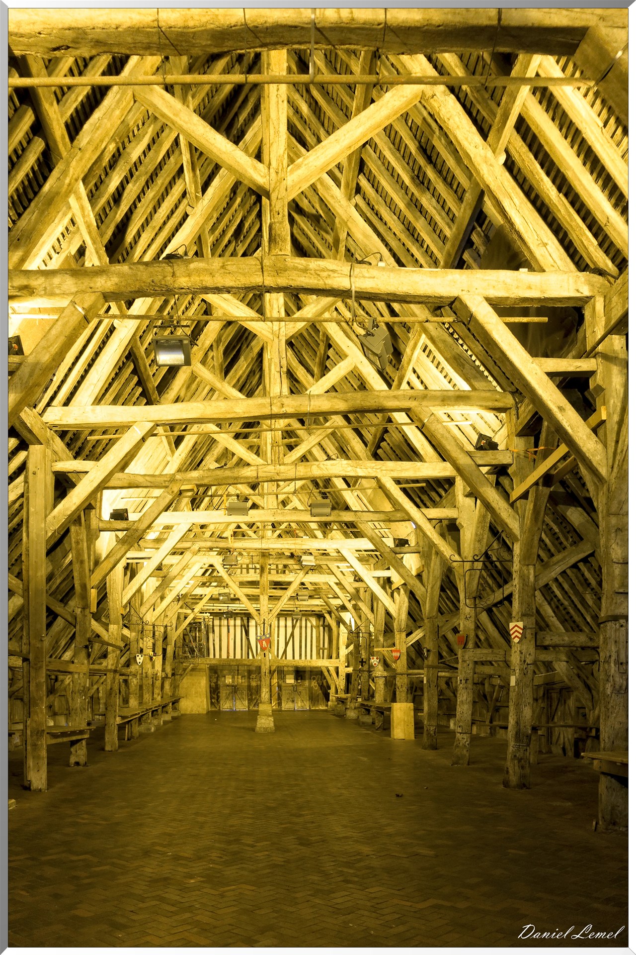 L'intérieur des halles