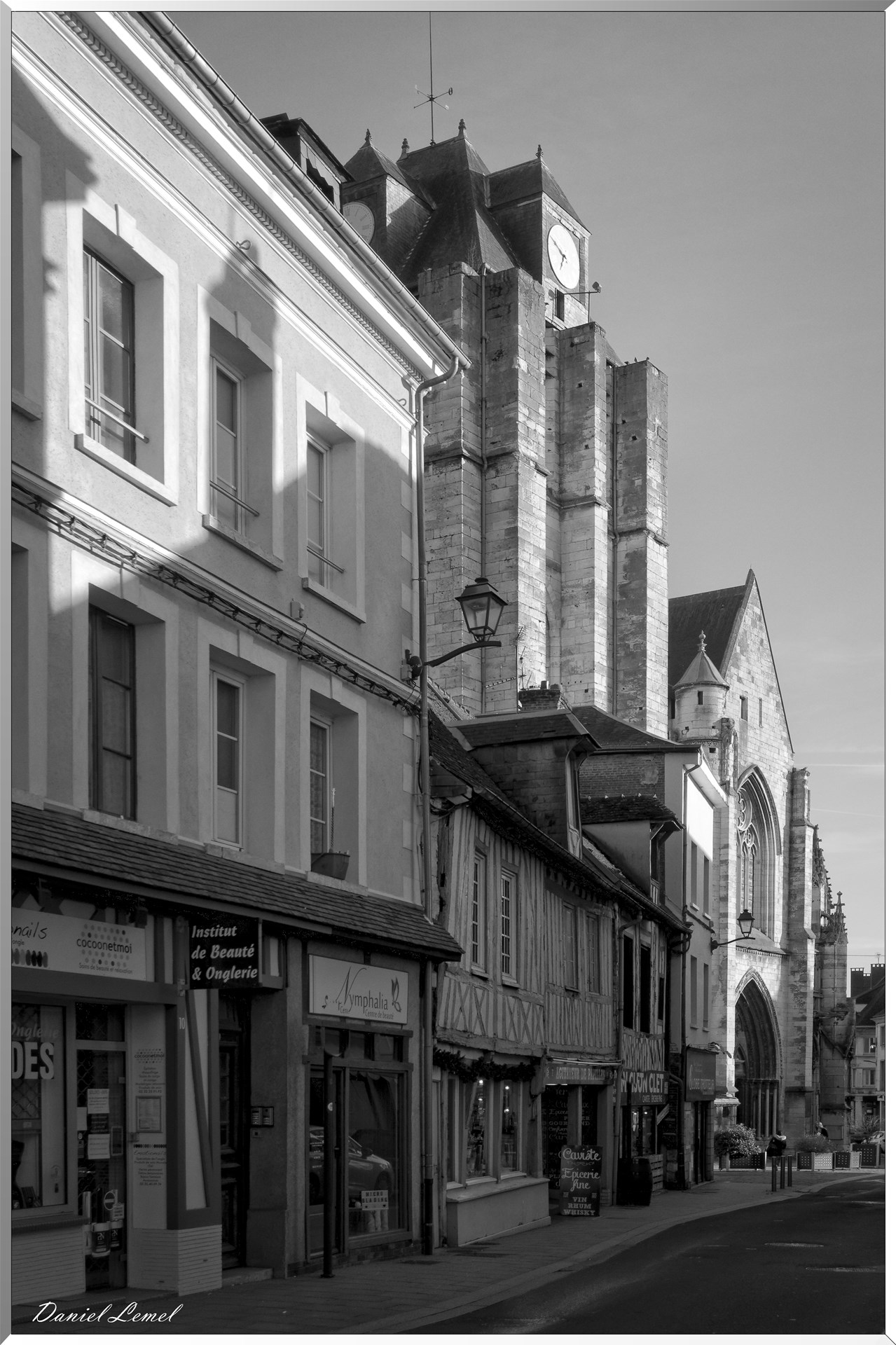 Rue Pierre Mendès-France
