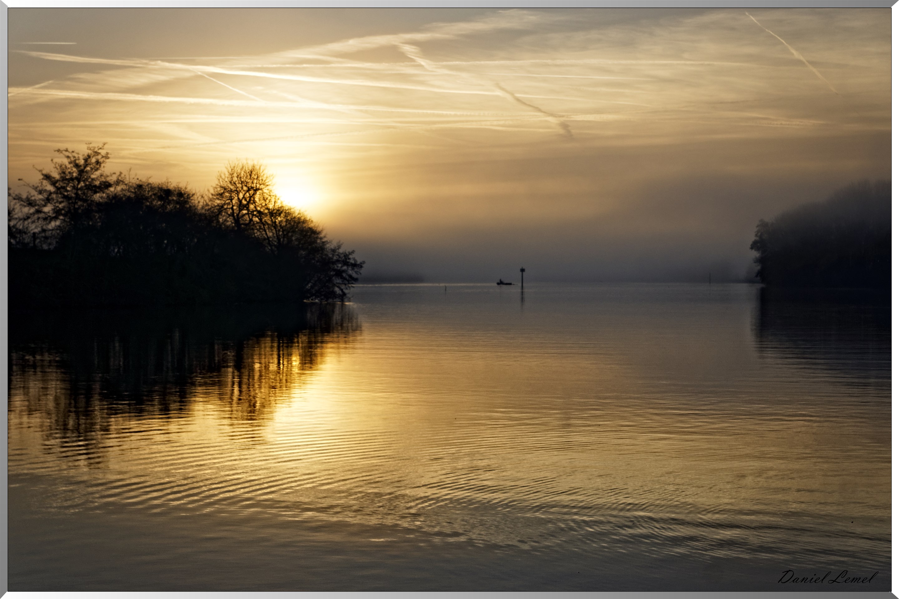 Bord de Seine le matin