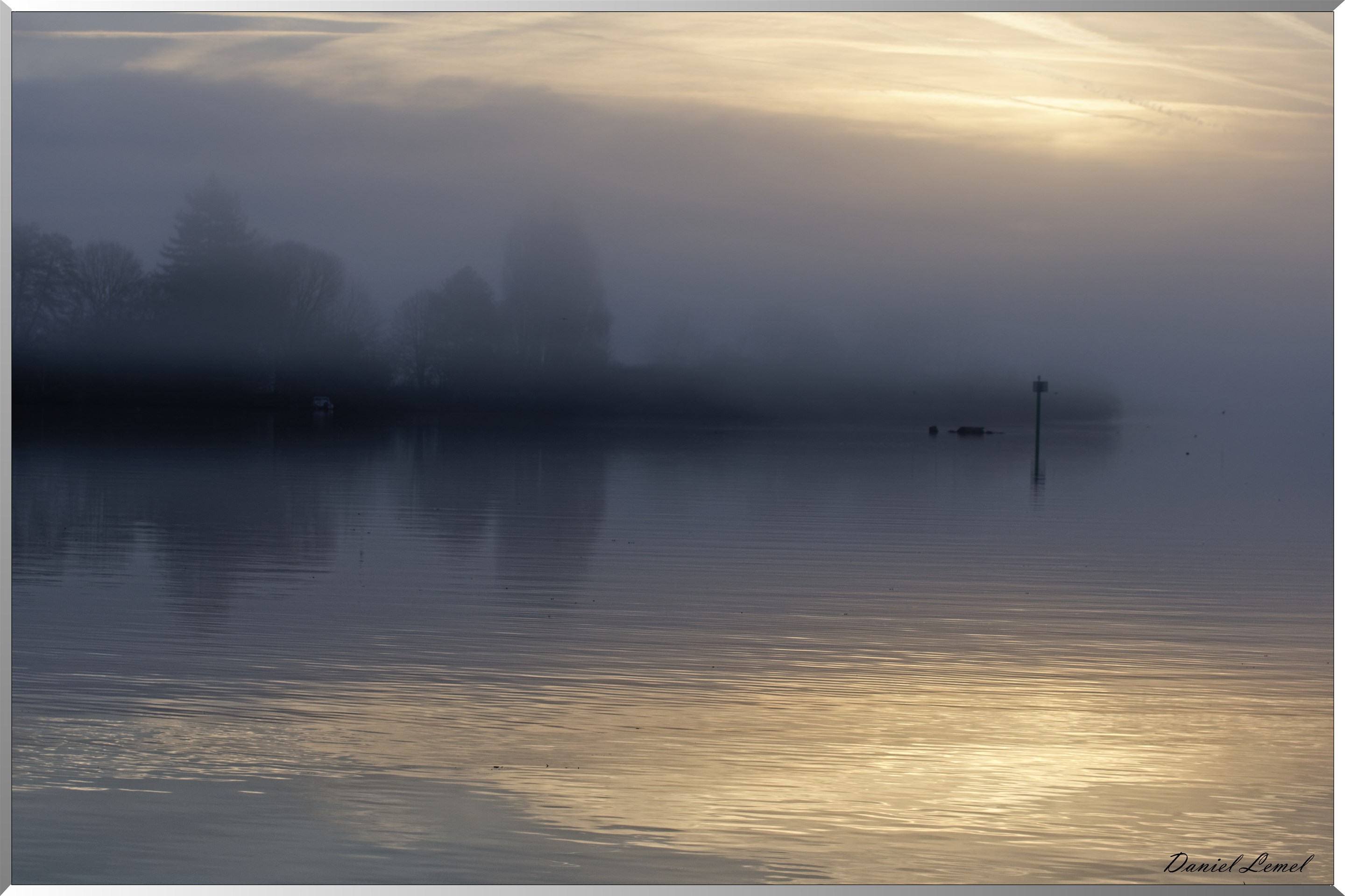 Bord de Seine le matin