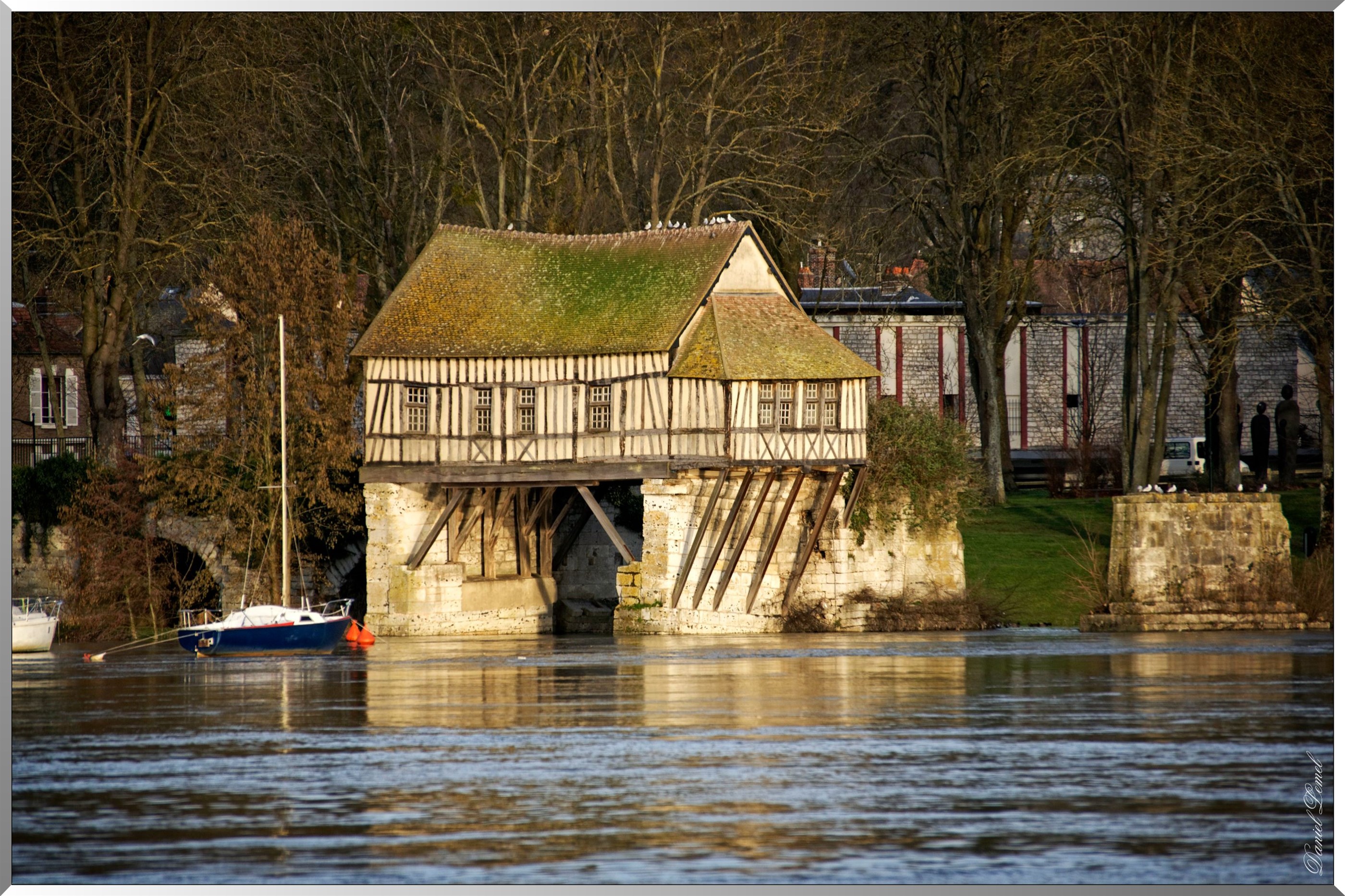 Le moulin de Vernon l' hiver