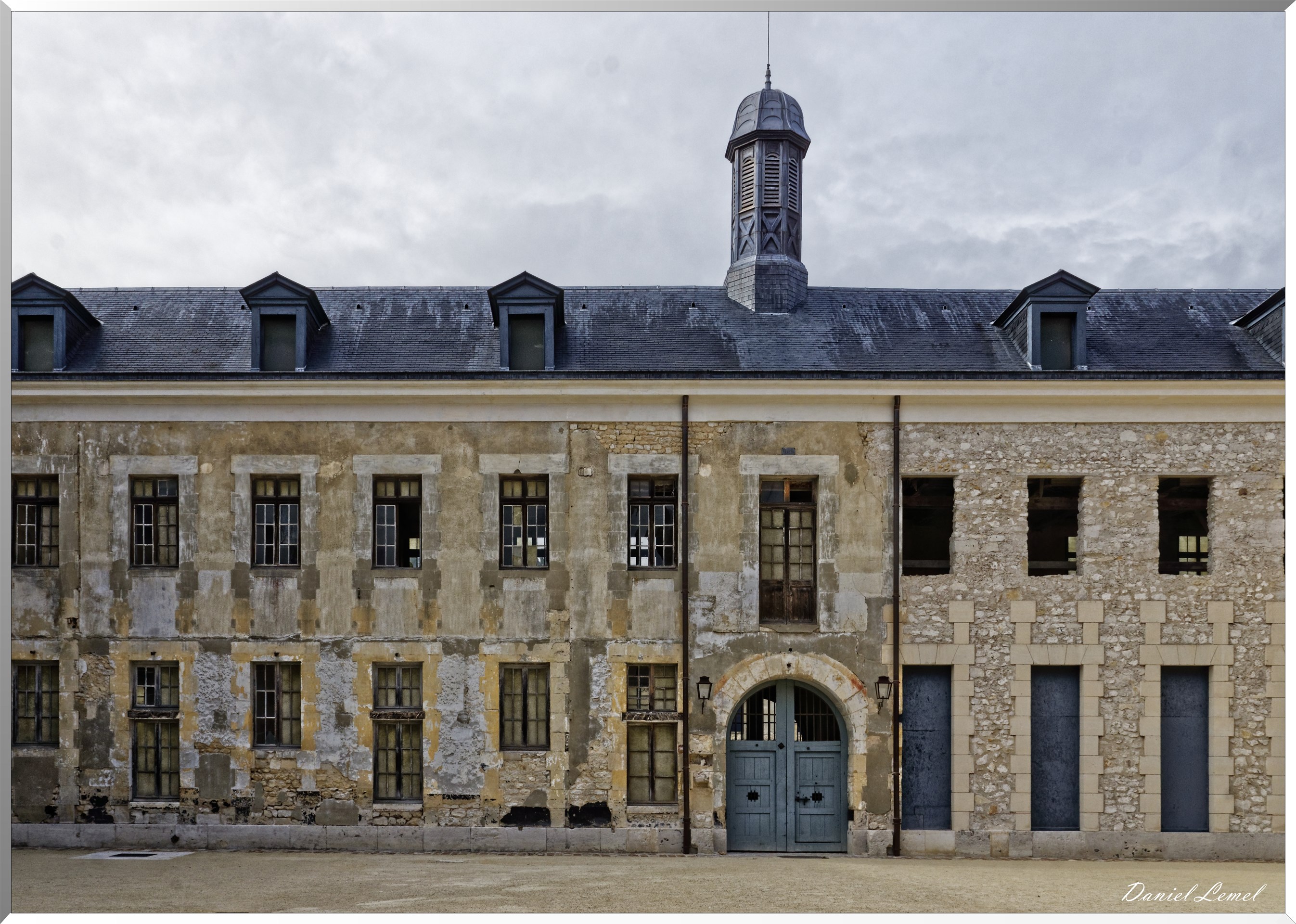 Cour d'honneur - Aile Nord