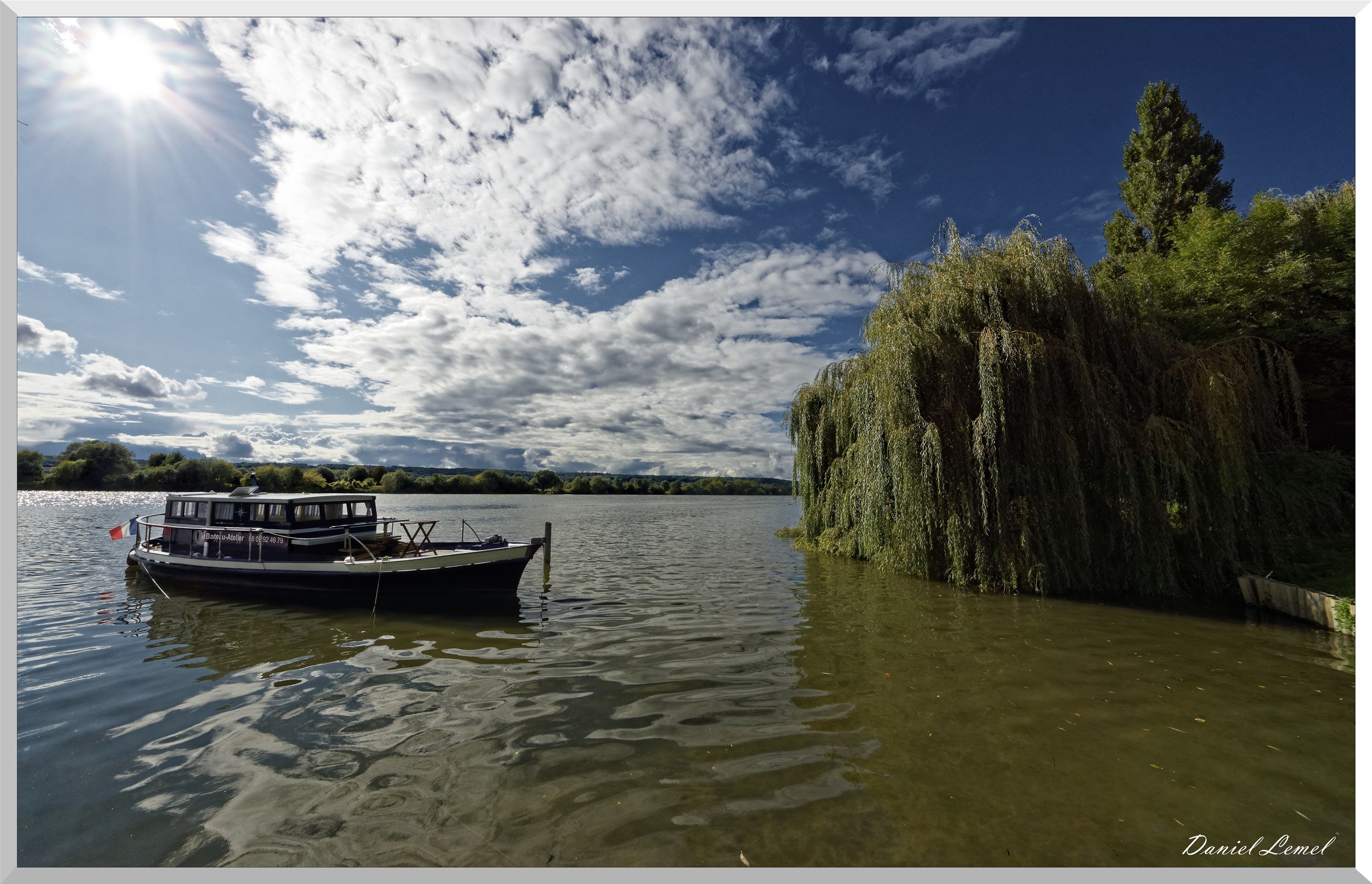 Le bateau atelier sur la Seine
