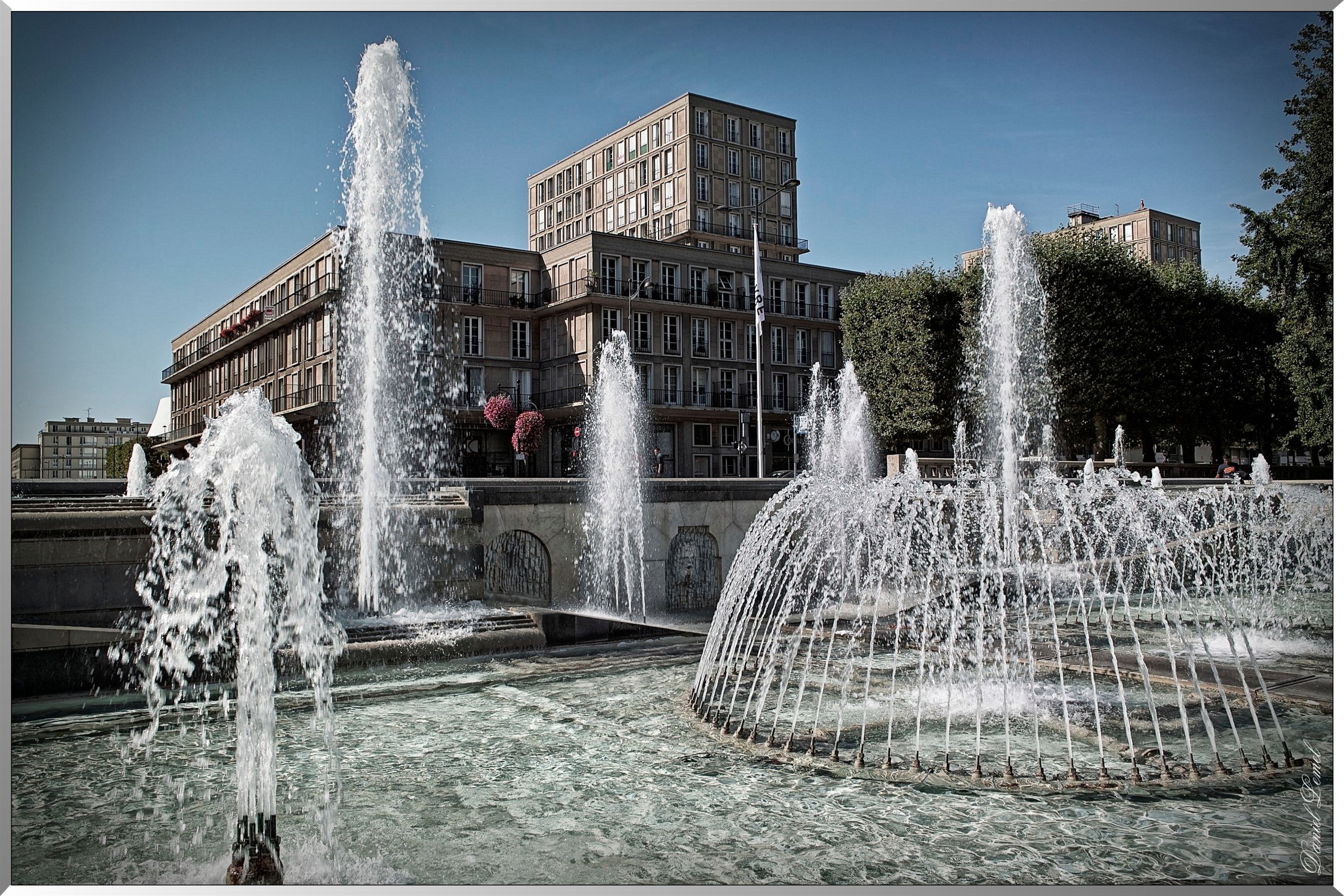 Place de l hotel de ville 2