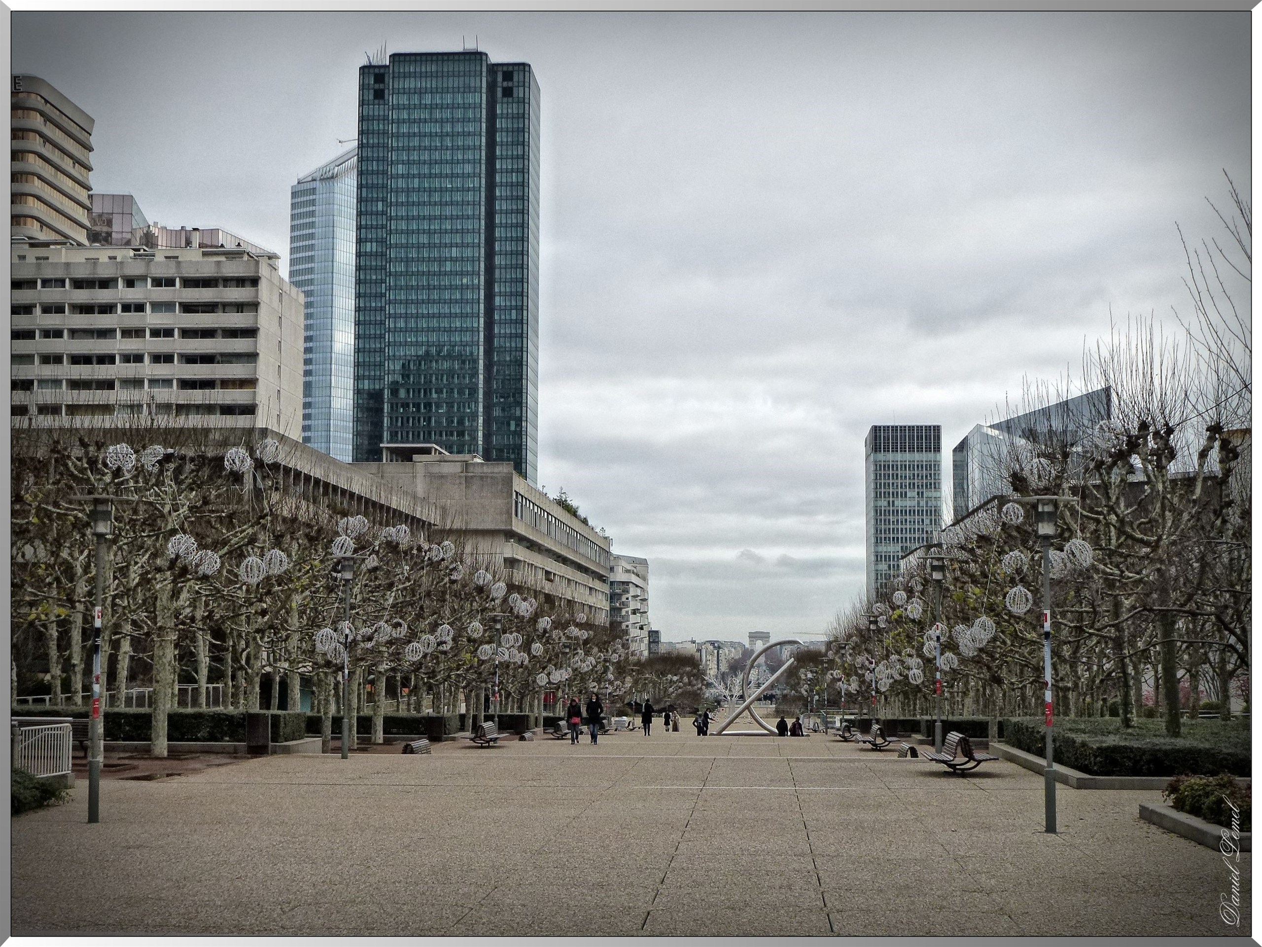 Esplanade de la Défense
