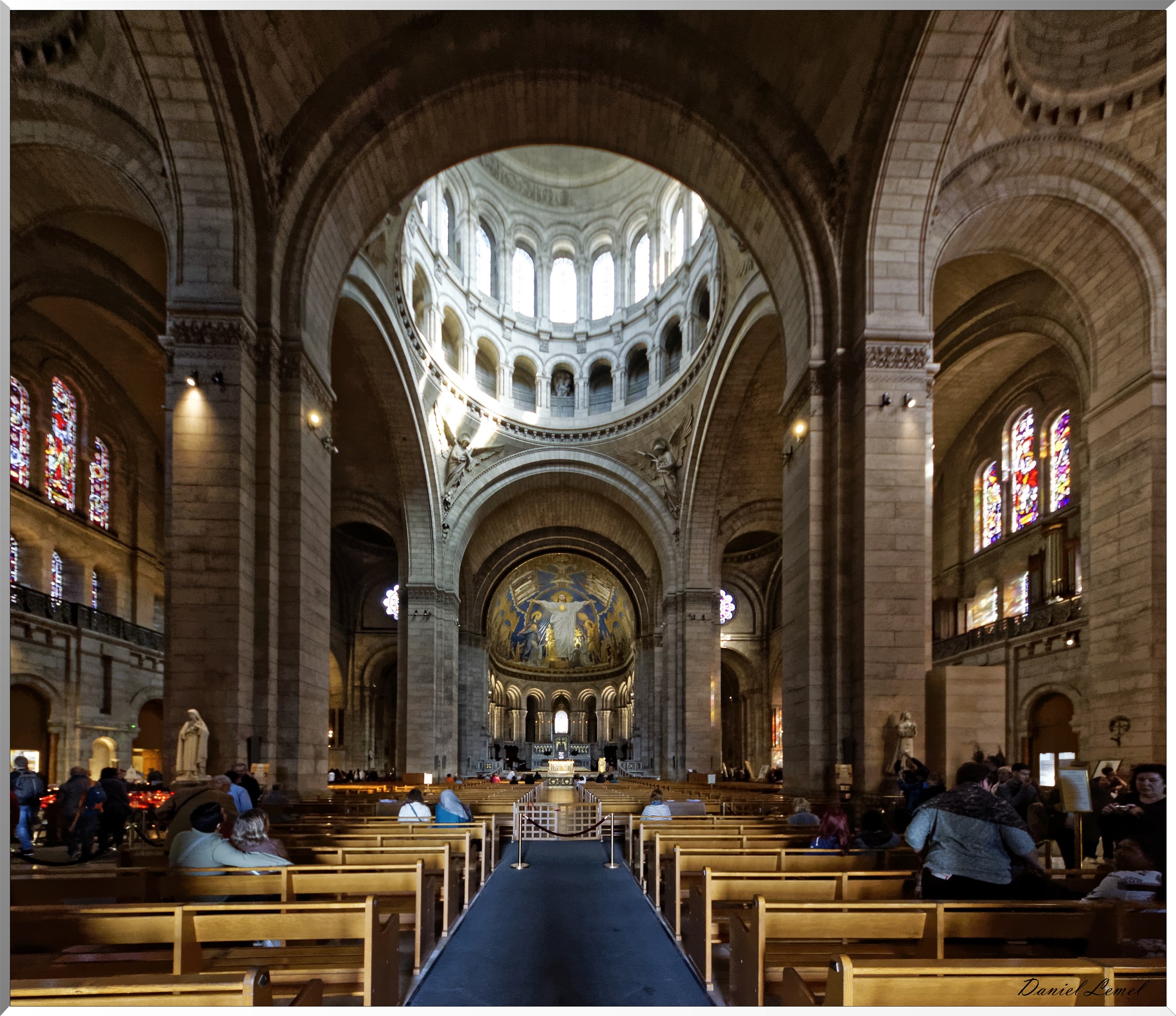 Intérieur de la basilique