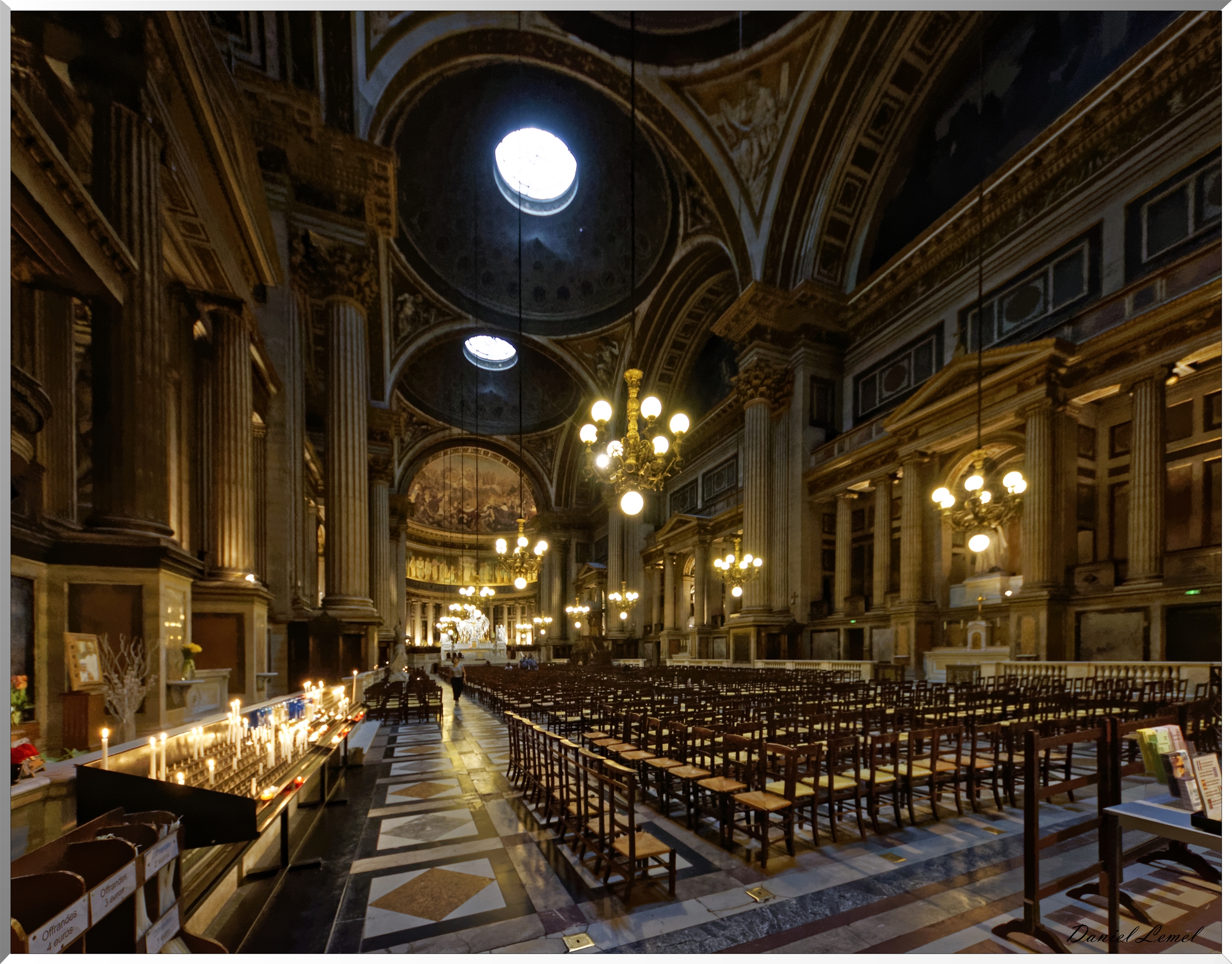 Intérieur de la Paroisse