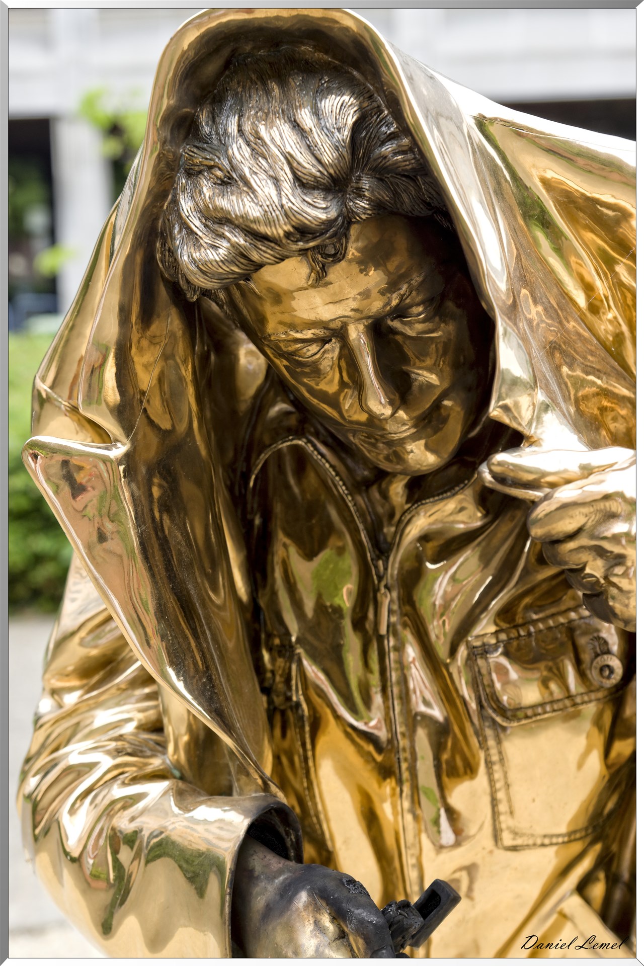L'Homme qui donne du feu de Fabre au jardin du Mayeur