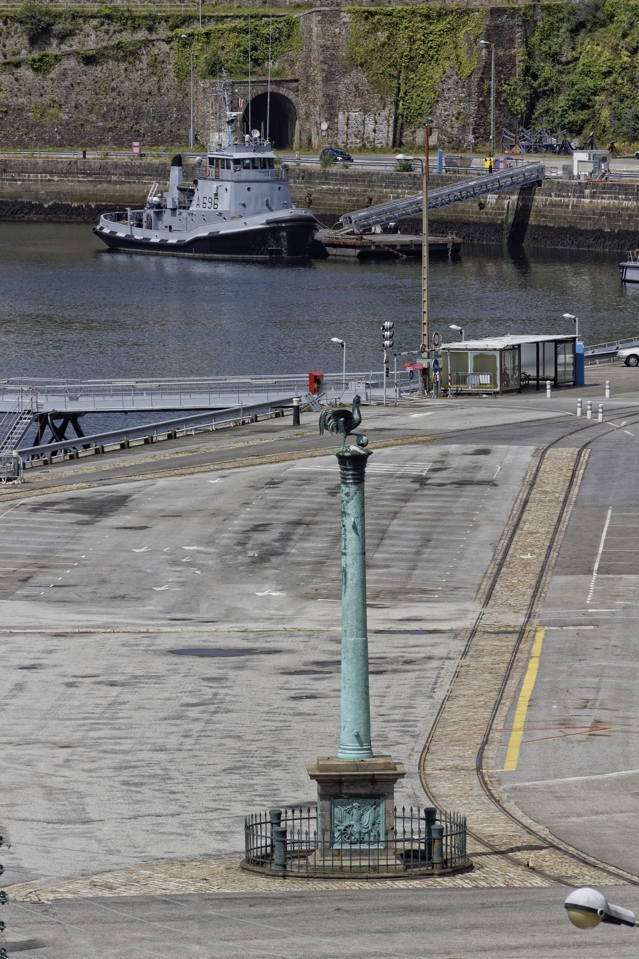 Arsenal - obélisque