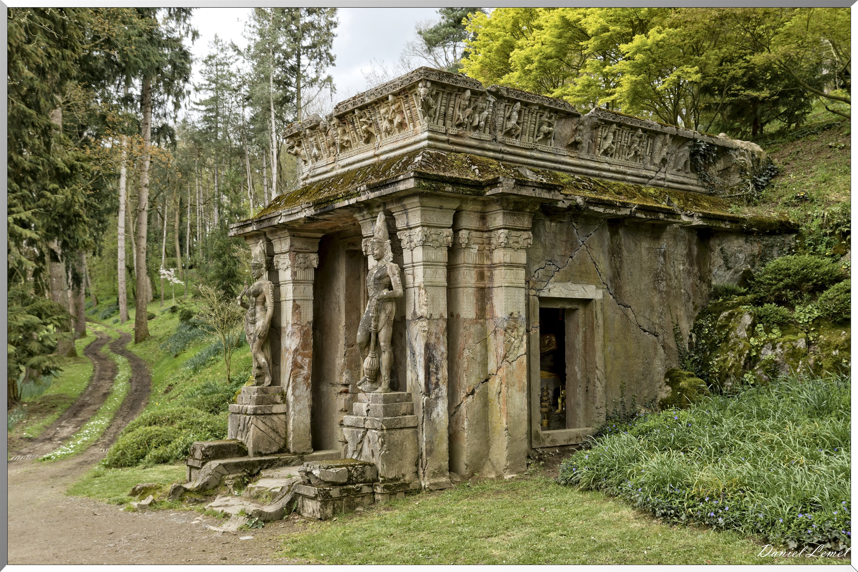 Parc Oriental de Maulévrier au printemps