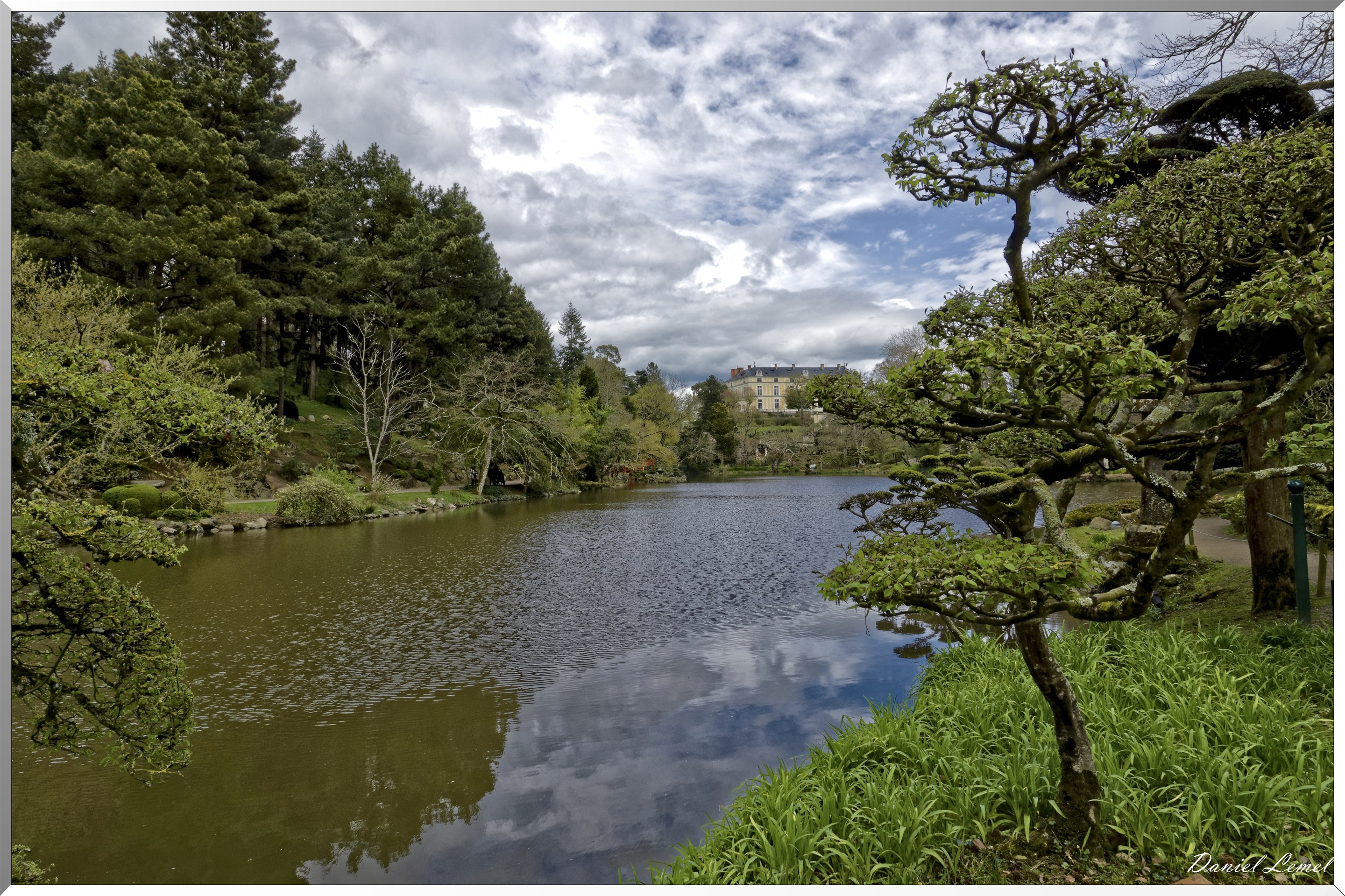 Parc Oriental de Maulévrier au printemps