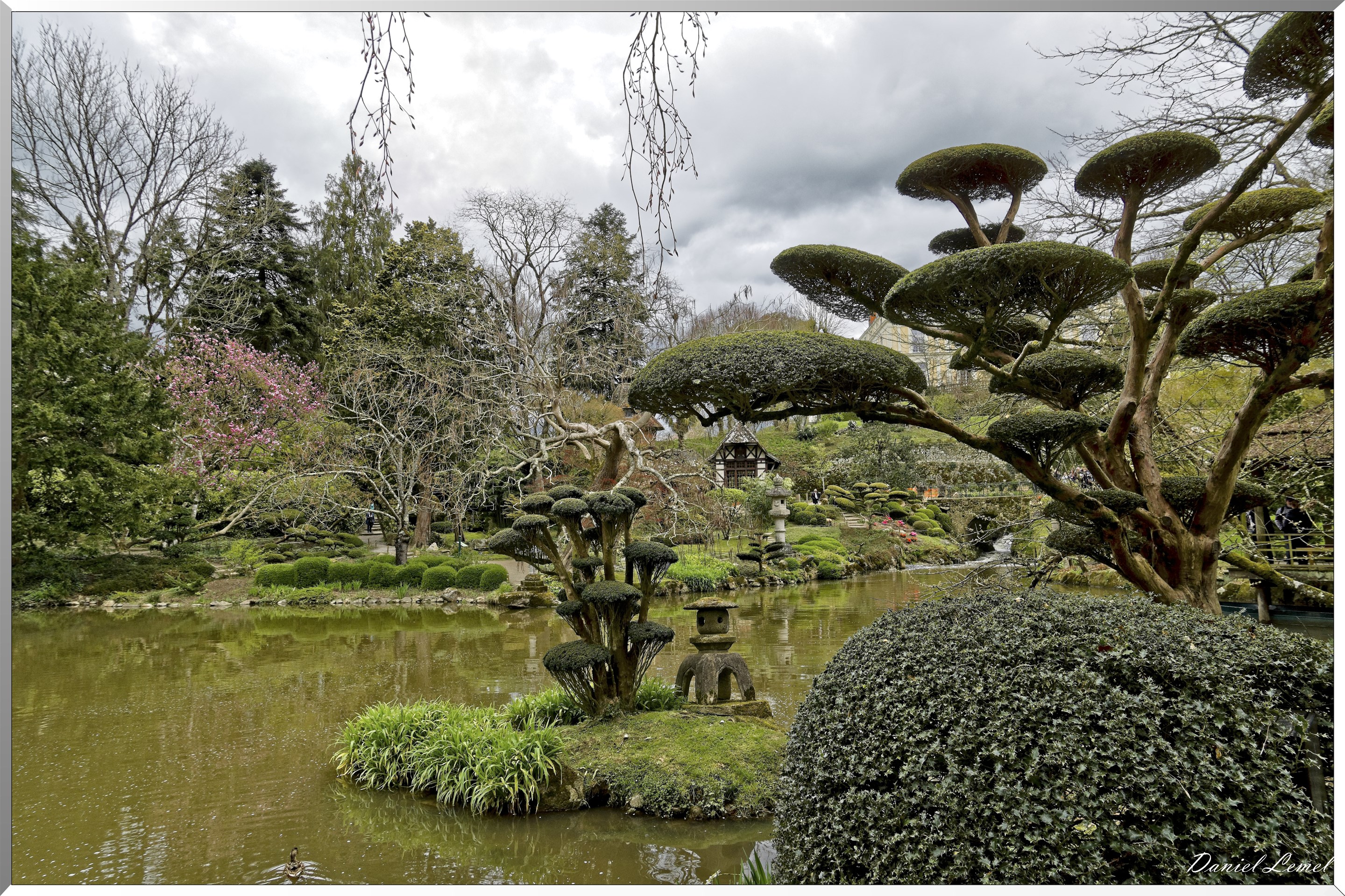 Parc Oriental de Maulévrier au printemps