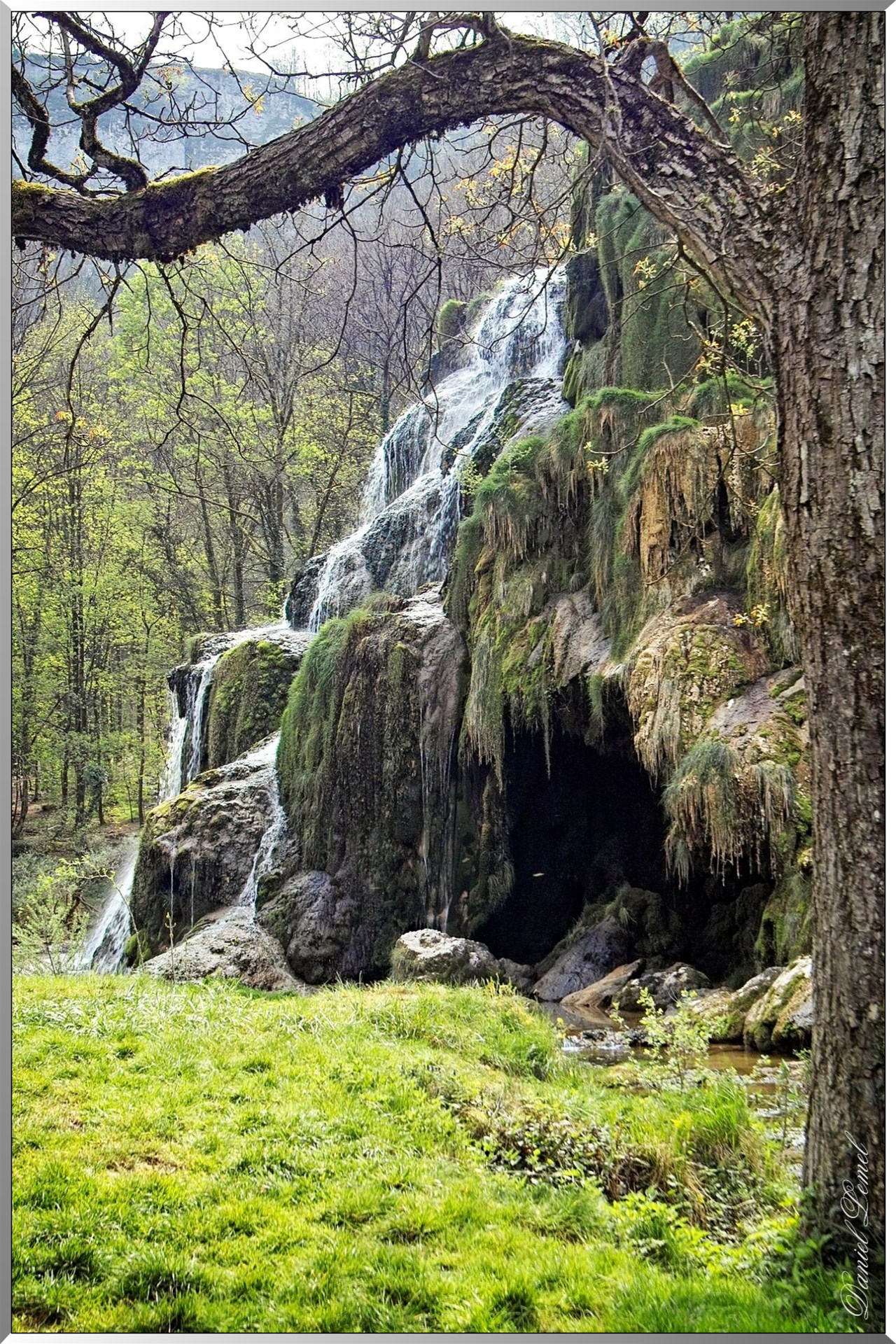 Cascade des Tufs-Baume les Messieurs