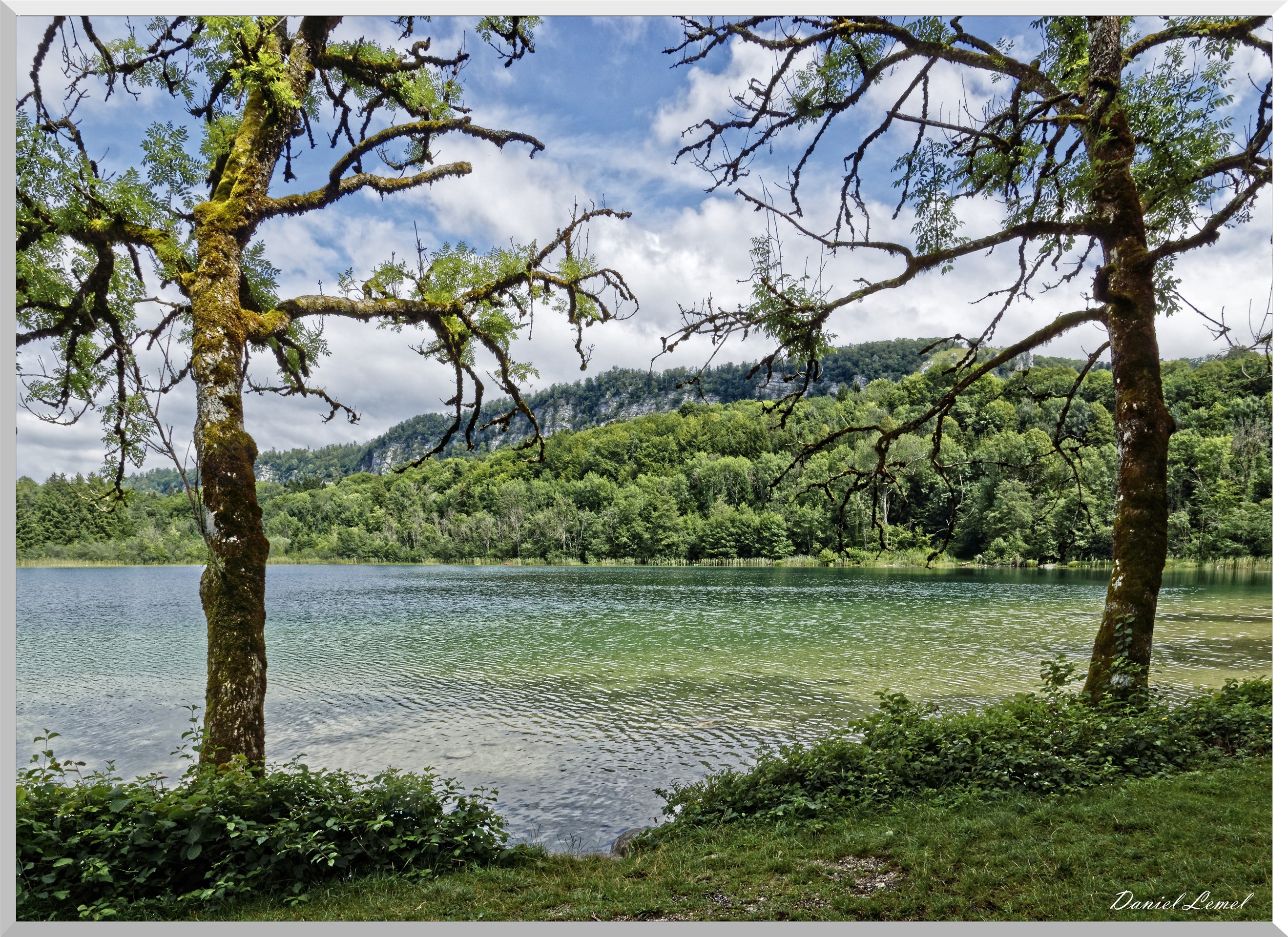 Le  lac d'Ilay
