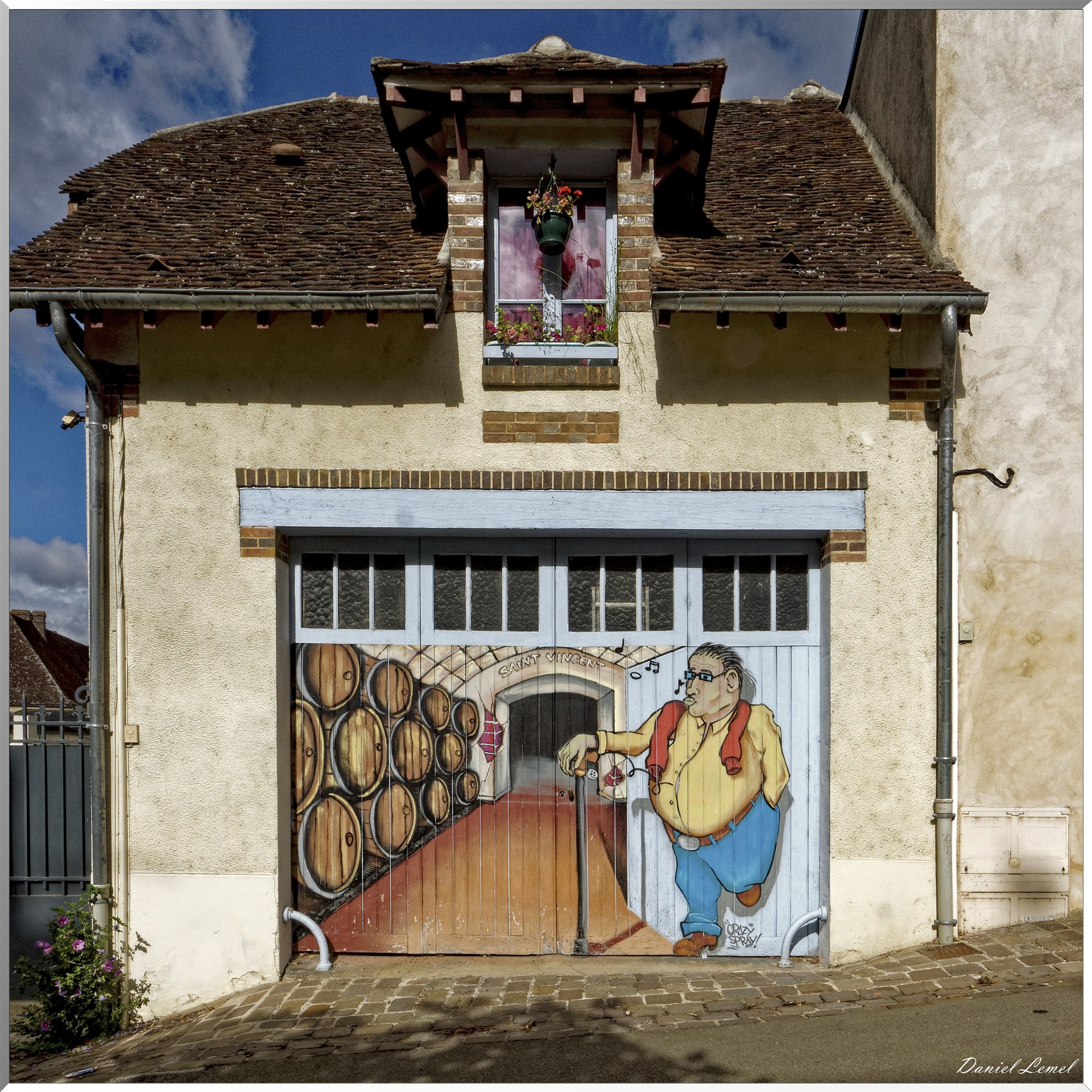 Porte de garage décorée