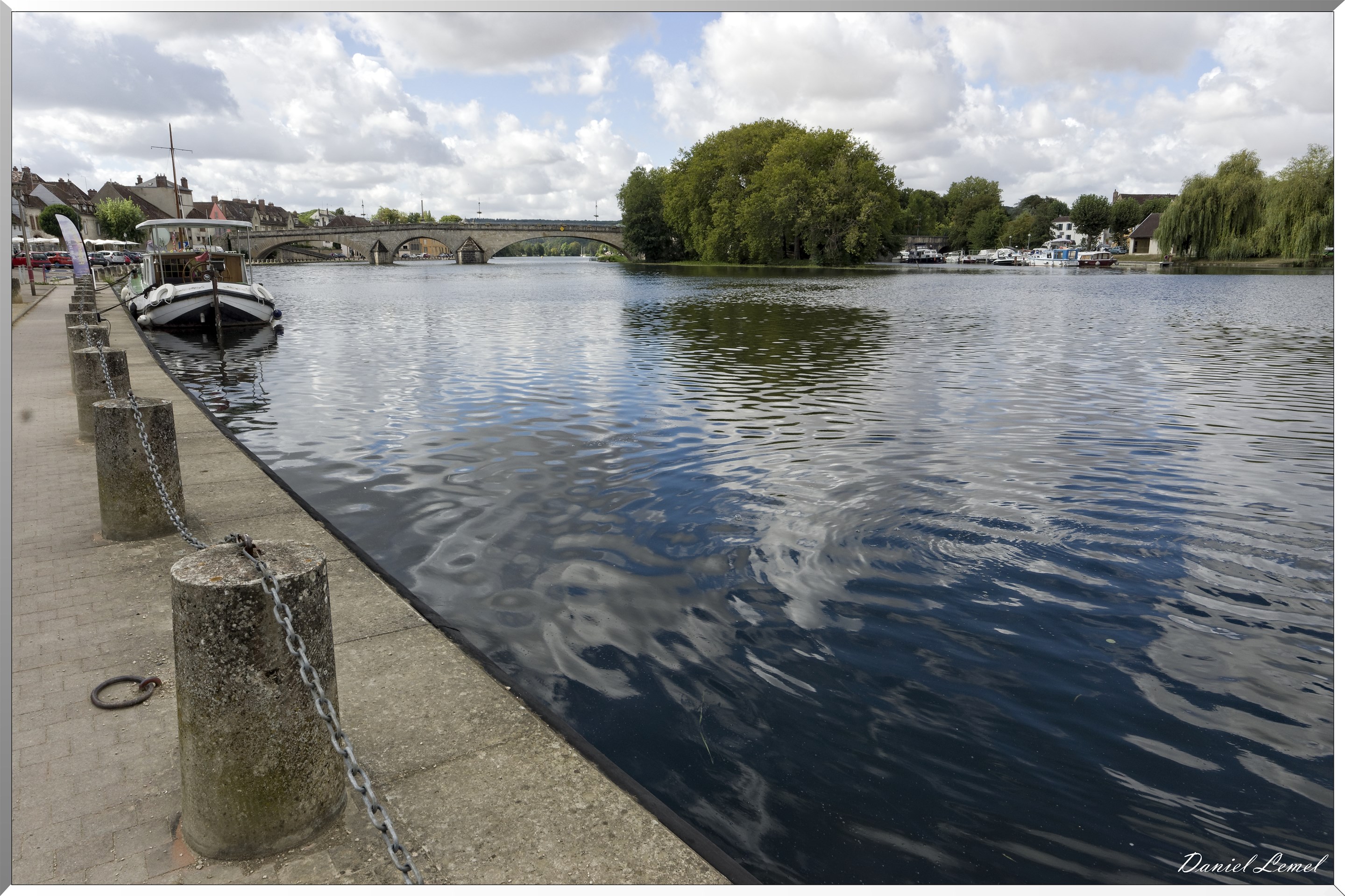 Vue des bords de l'Yonne