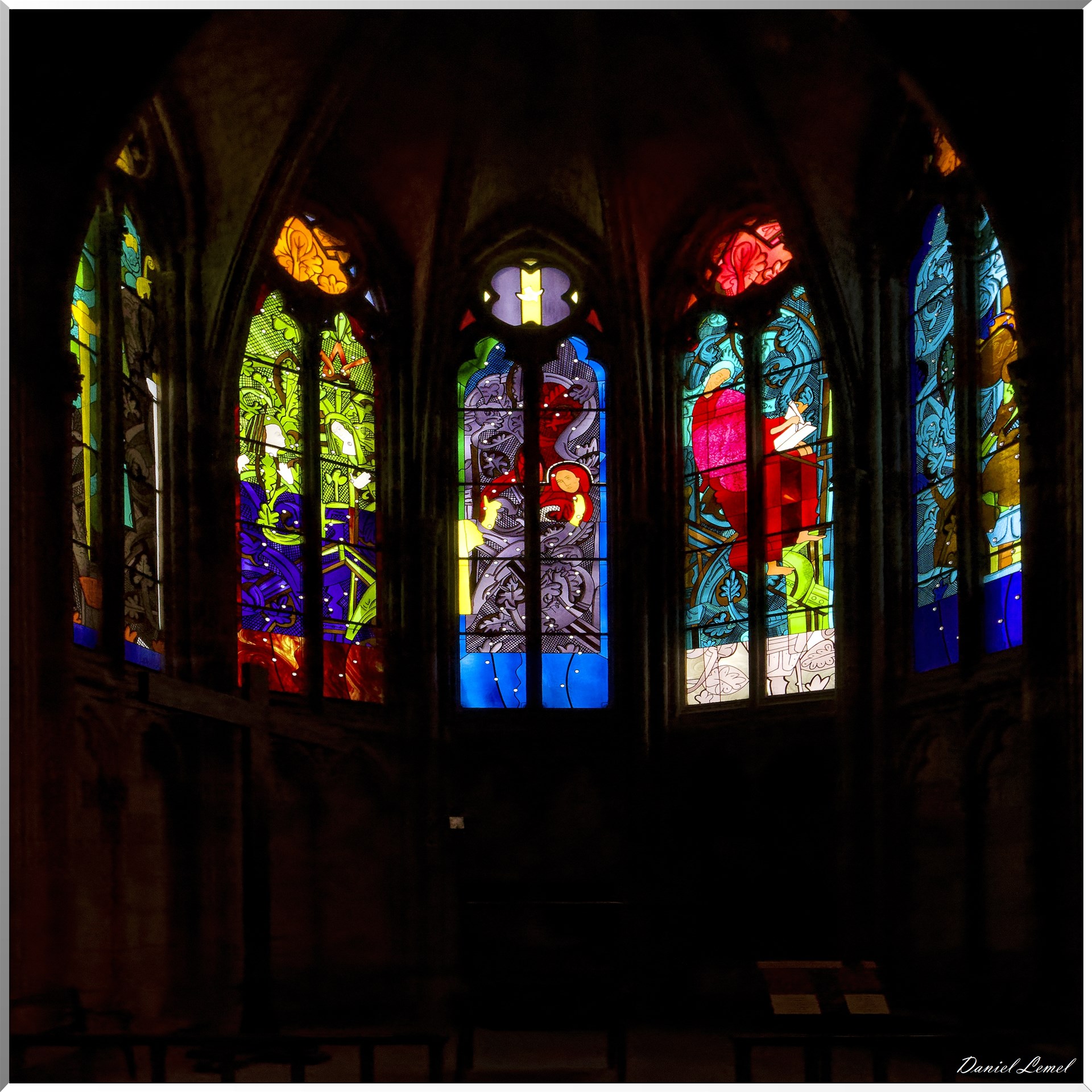 Vitraux contemporains