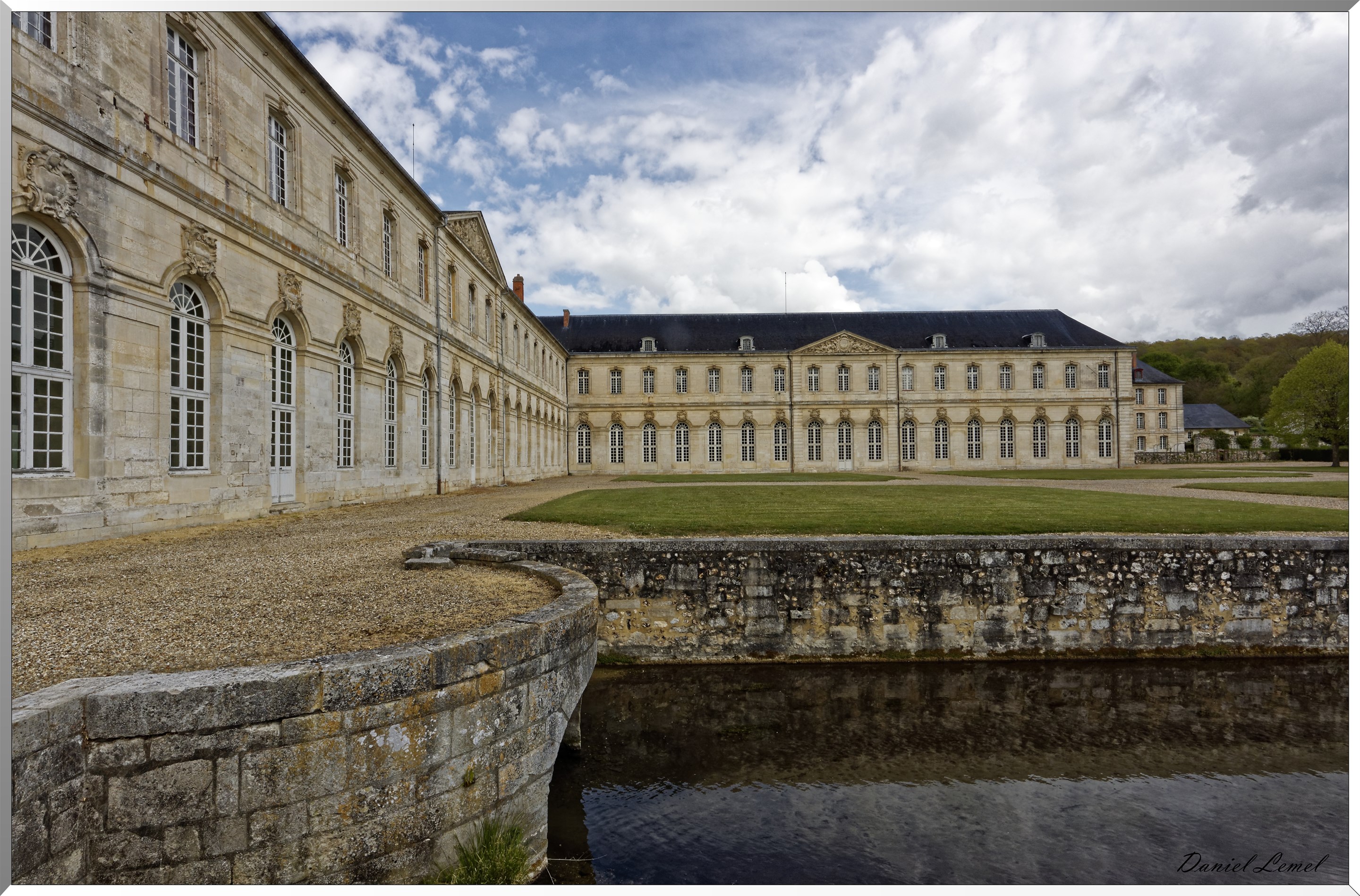 Abbaye Notre Dame du Bec Hellouin