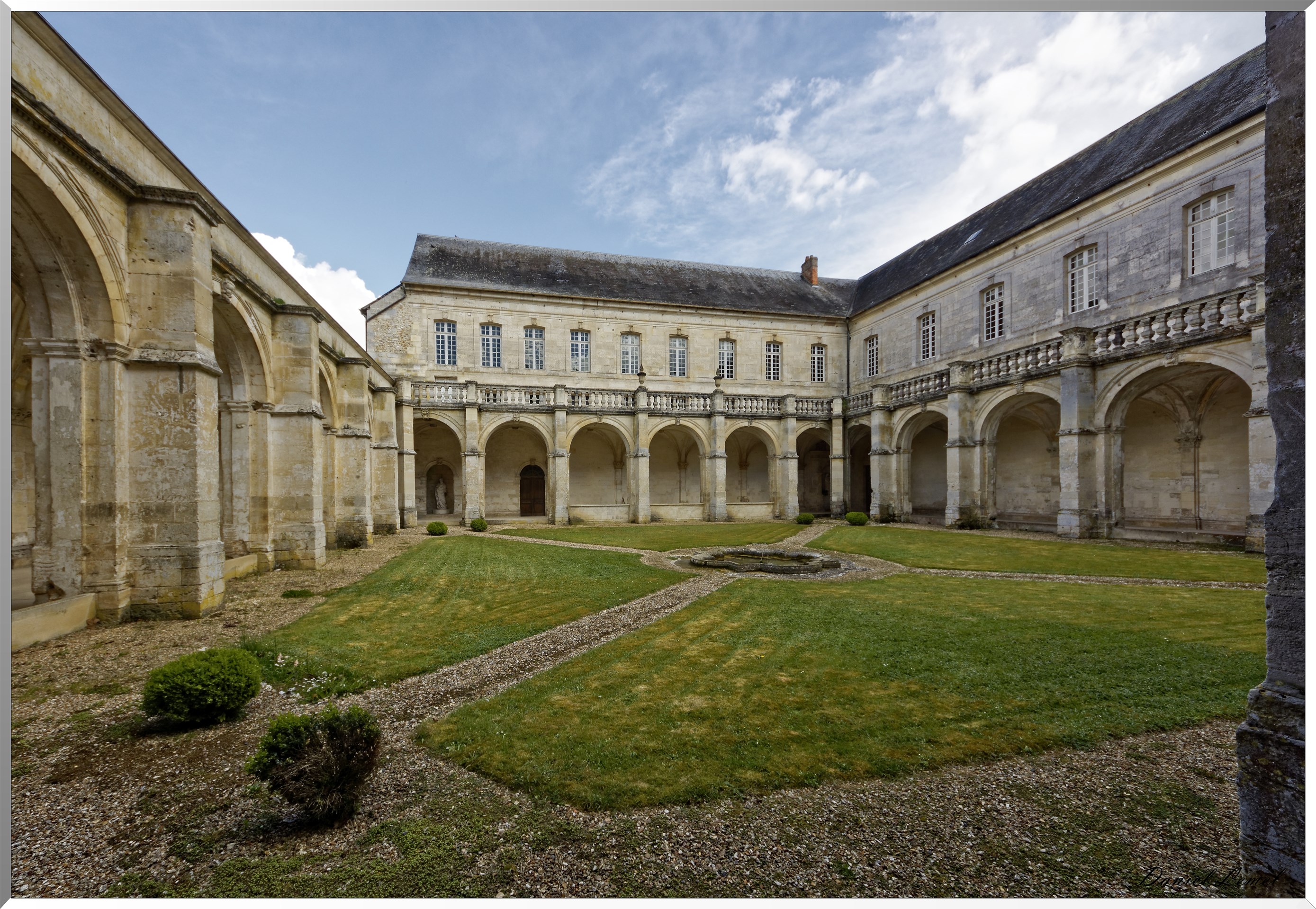 Abbaye Notre Dame du Bec Hellouin